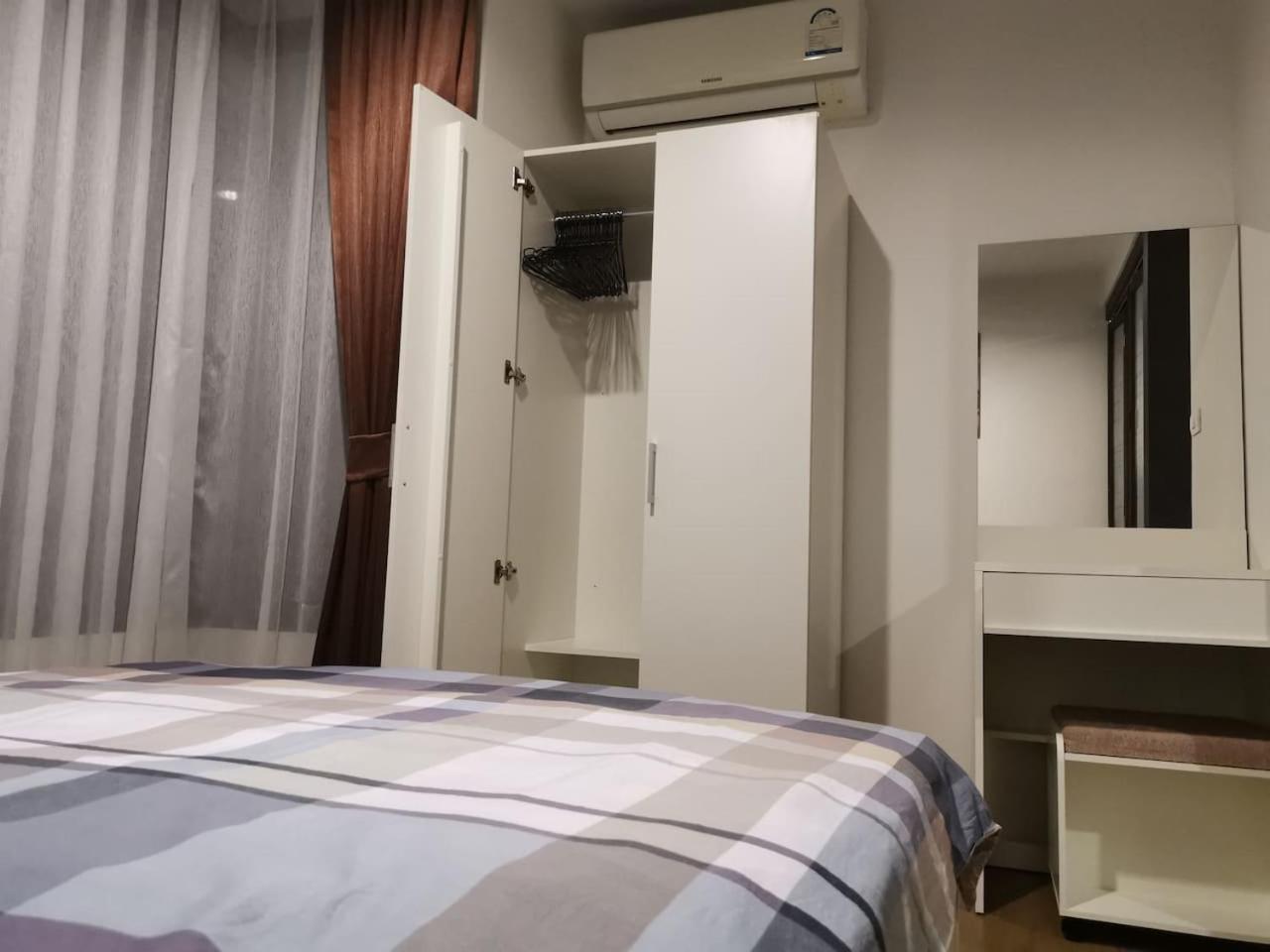 4 Floor - Centrio In Town Apartamento Phuket