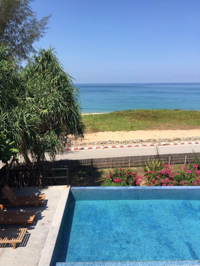 The White Pearl 8br Modern Beachfront Pool Mai Khao