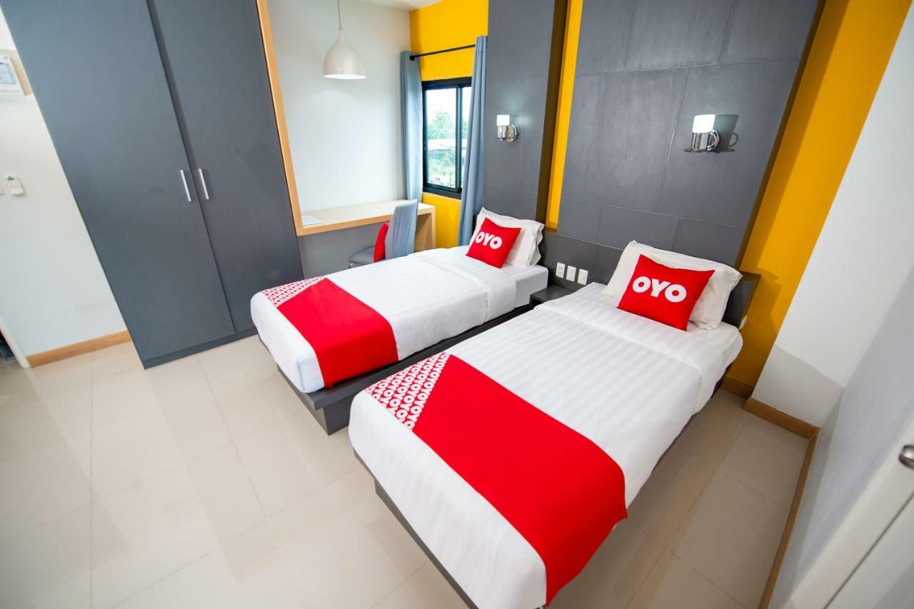 Apartment Oyo 303 Phoomjai House