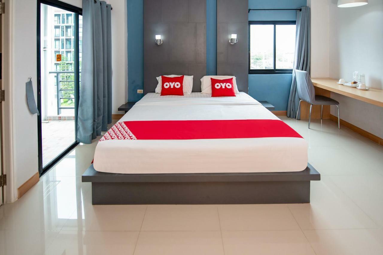 Apartment Oyo 303 Phoomjai House *