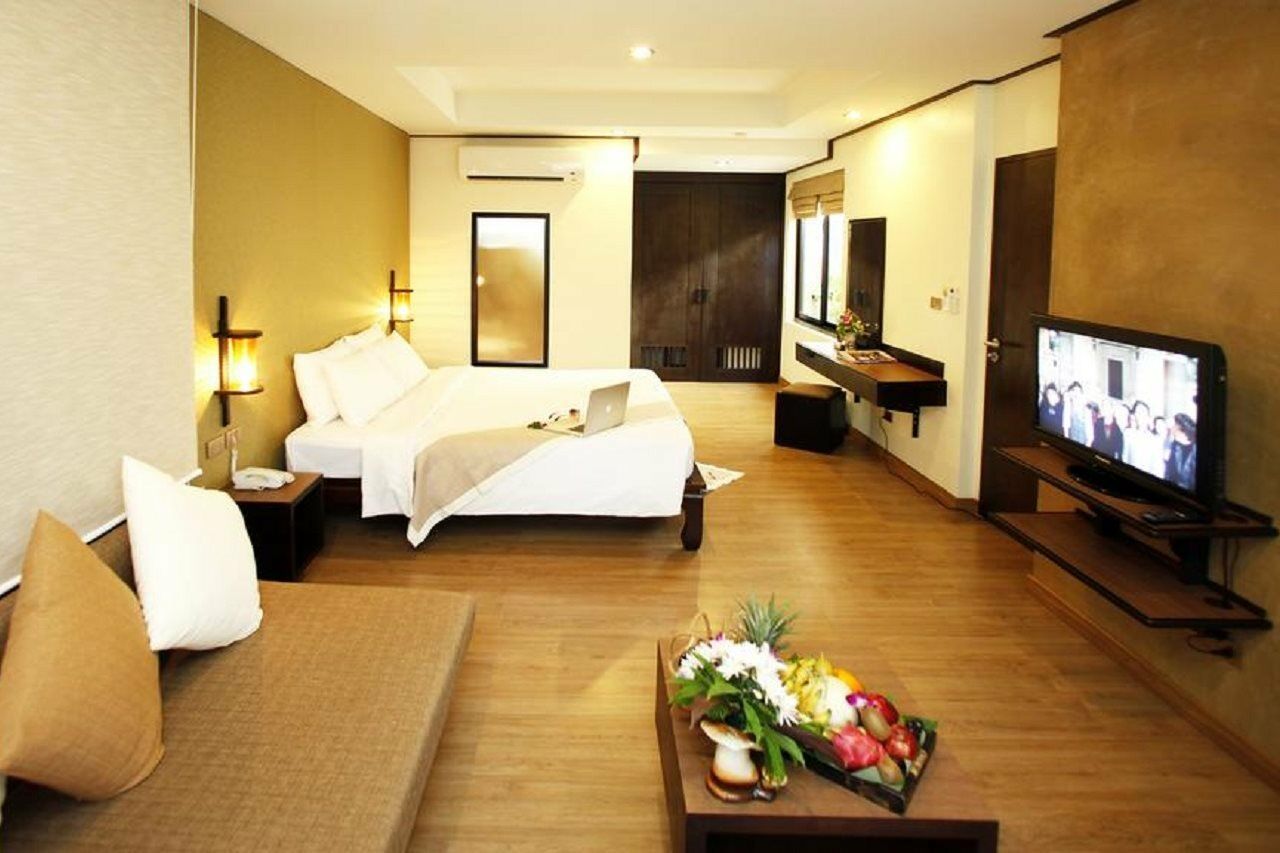 Phuket Island View - Sha Karon