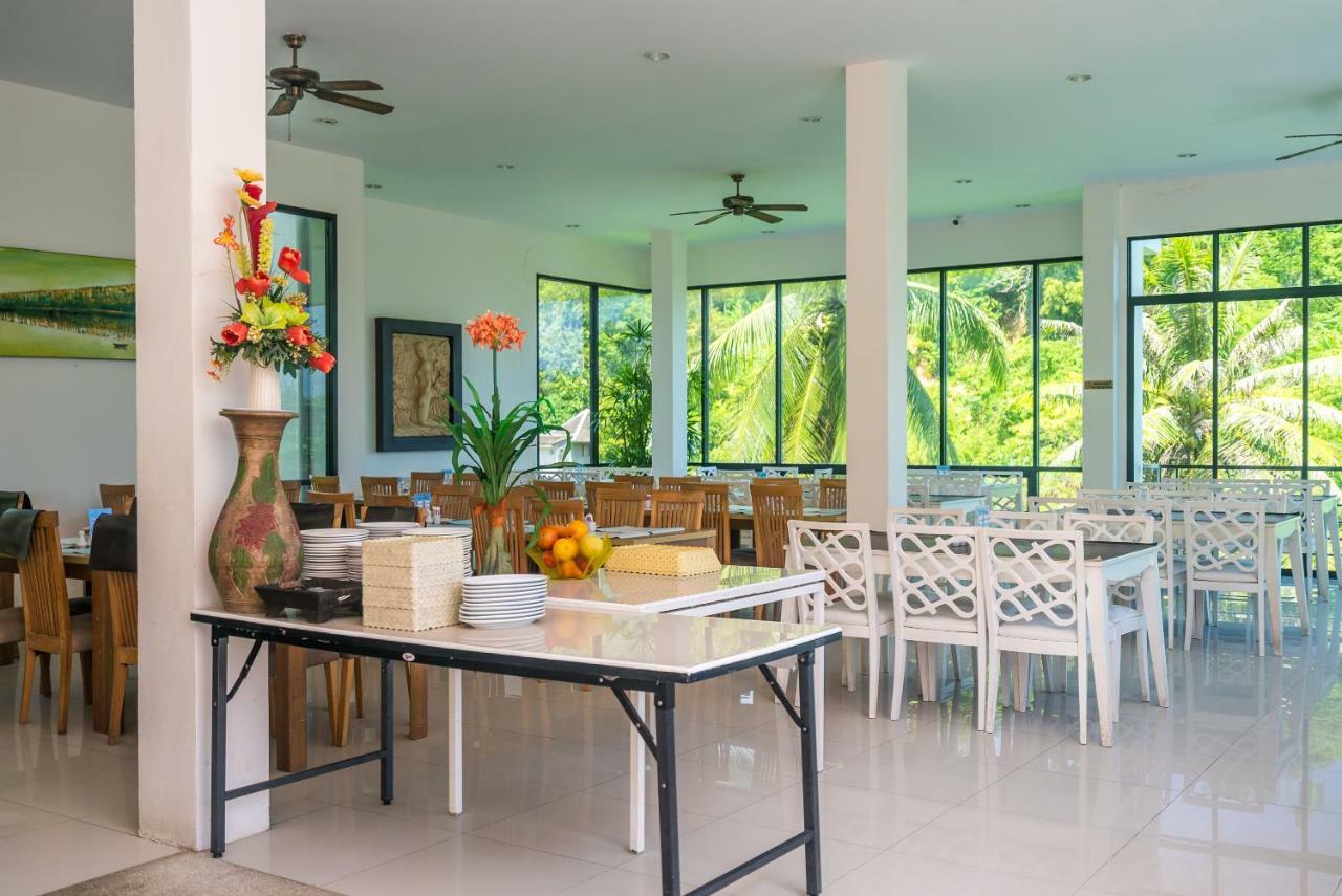 The Palm At Veloche Group By Lofty Karon