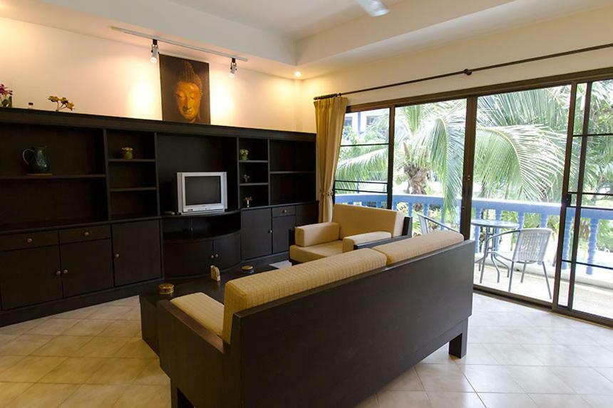 The Club Apartment