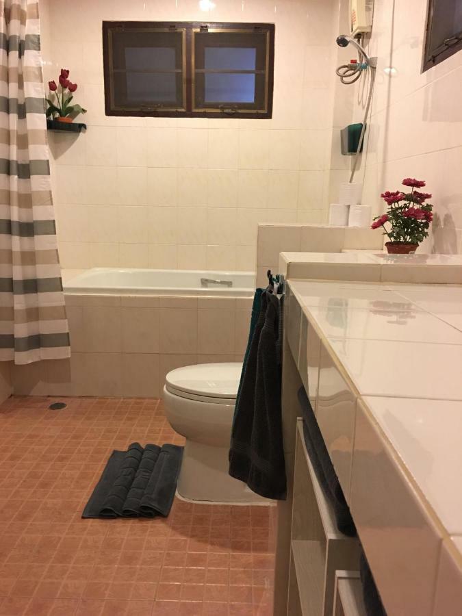 Beautiful 3 Bedroom Garden Vila *