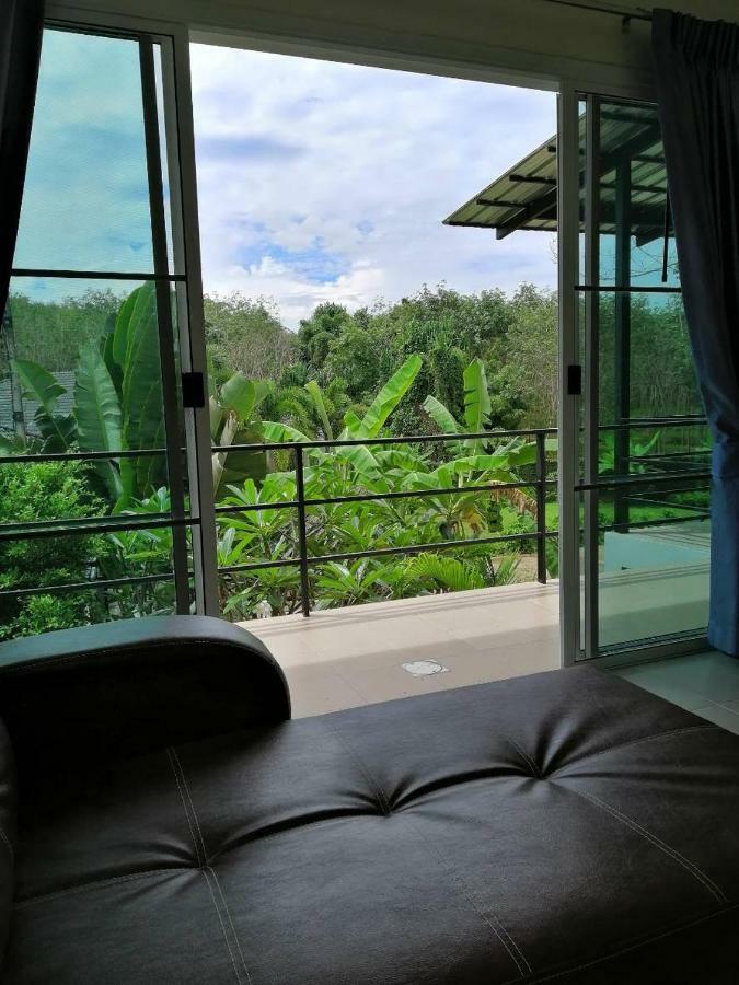 Twin Vila Thalang