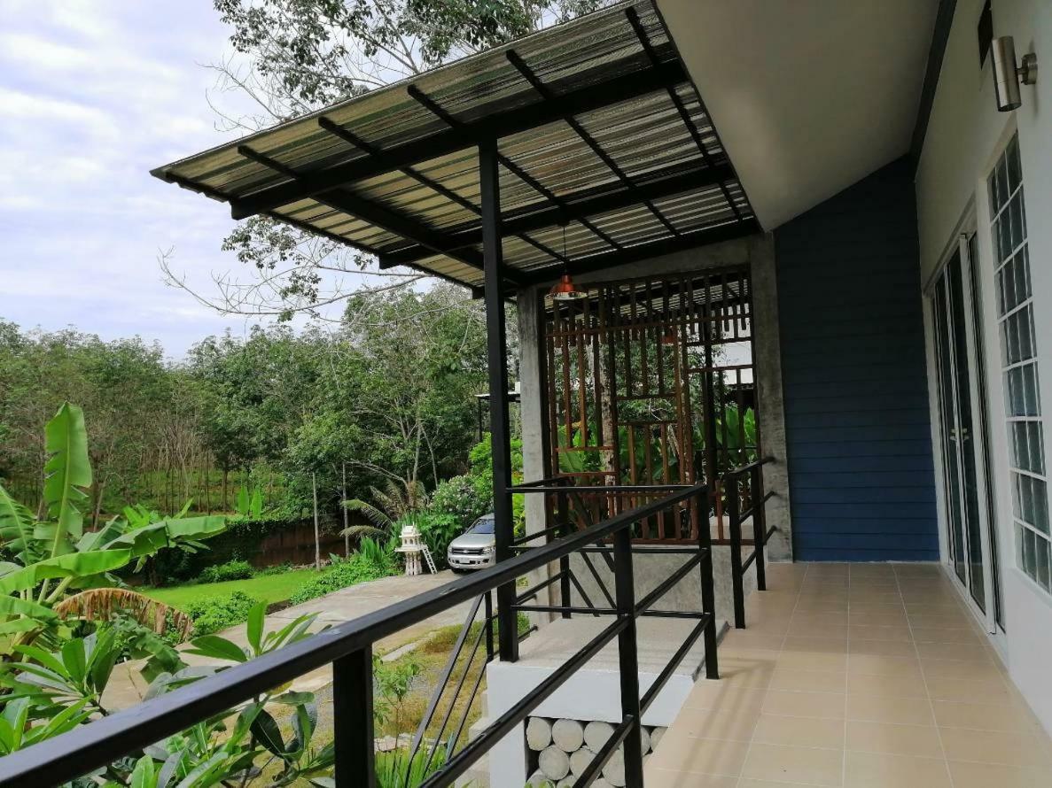 Vila Twin Thalang