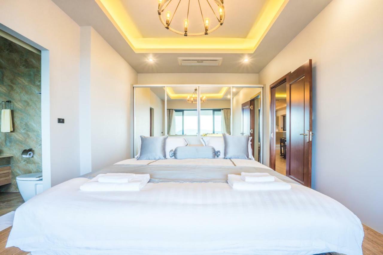 Nakara Hill Phuket Villa