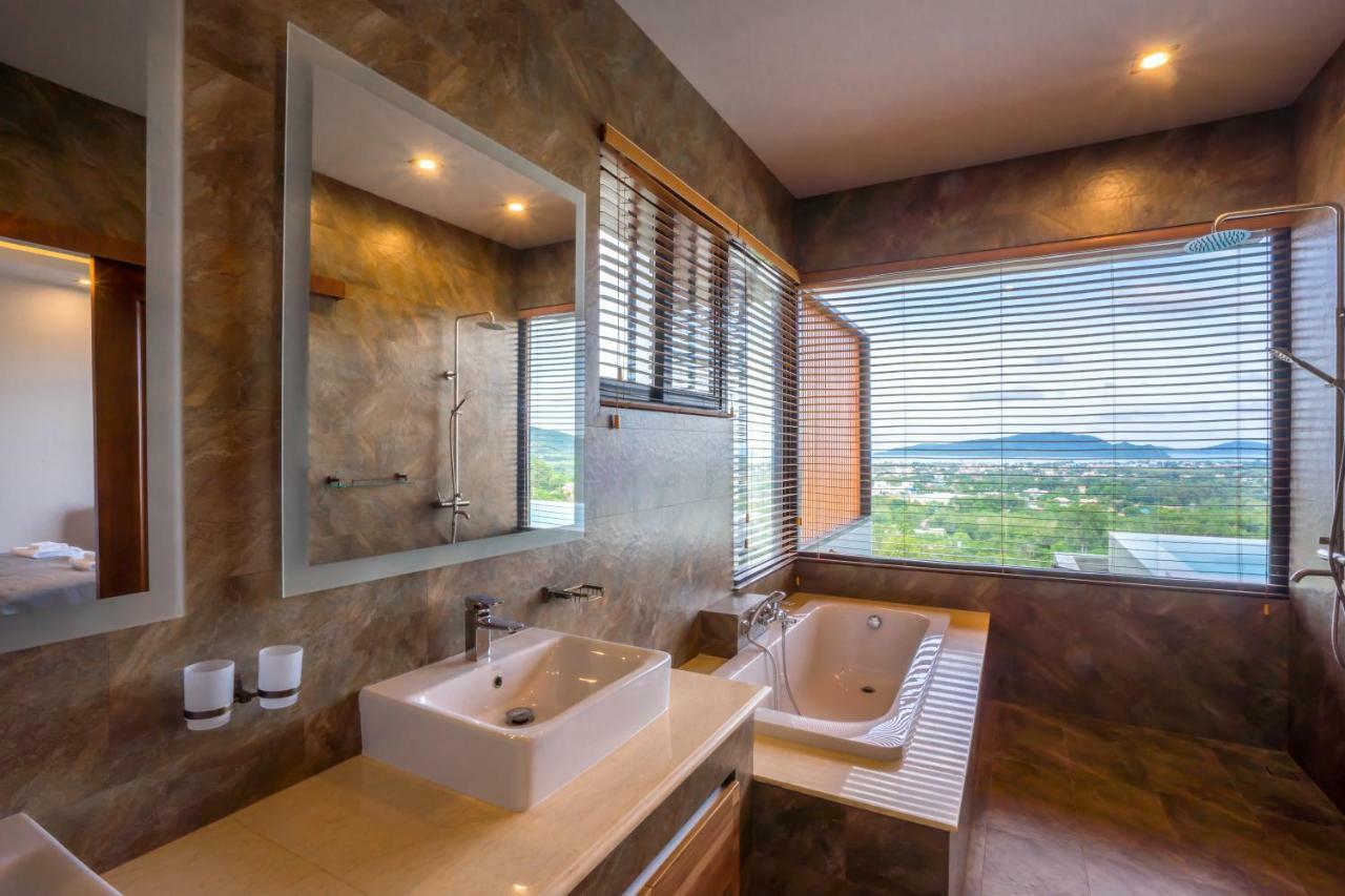 Villa Nakara Hill Phuket *