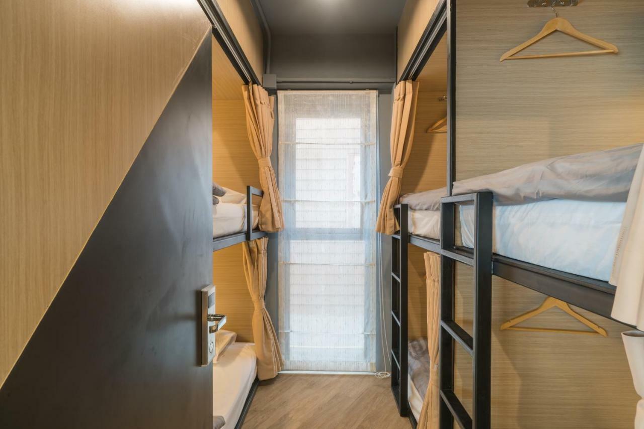 Sleep Box Asrama *