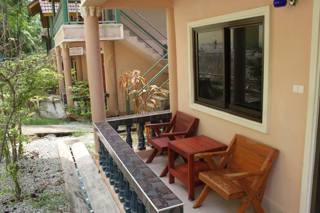 Merit Hill Bungalows Guest house