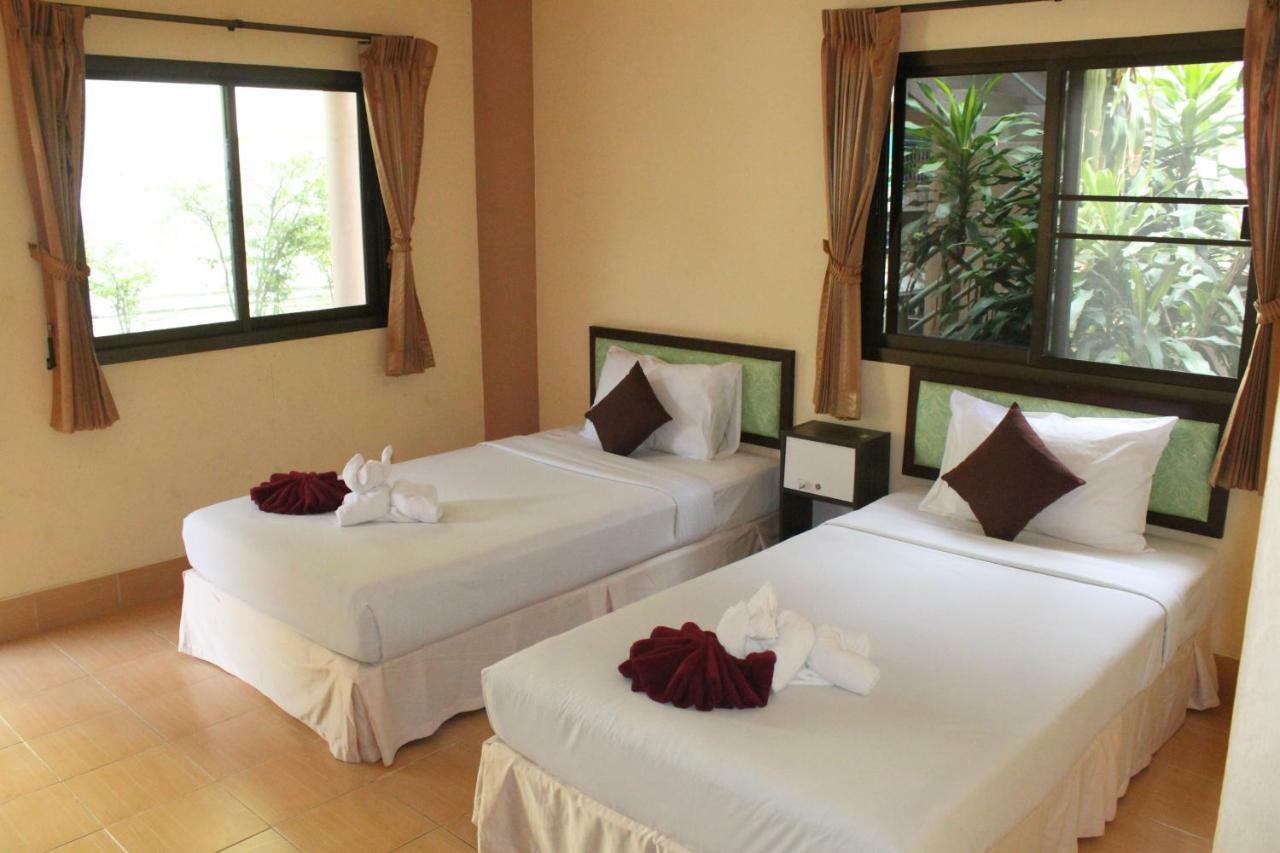 Guest house Merit Hill Bungalows 3*