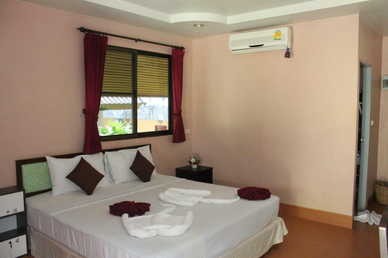 Guest house Merit Hill Bungalows