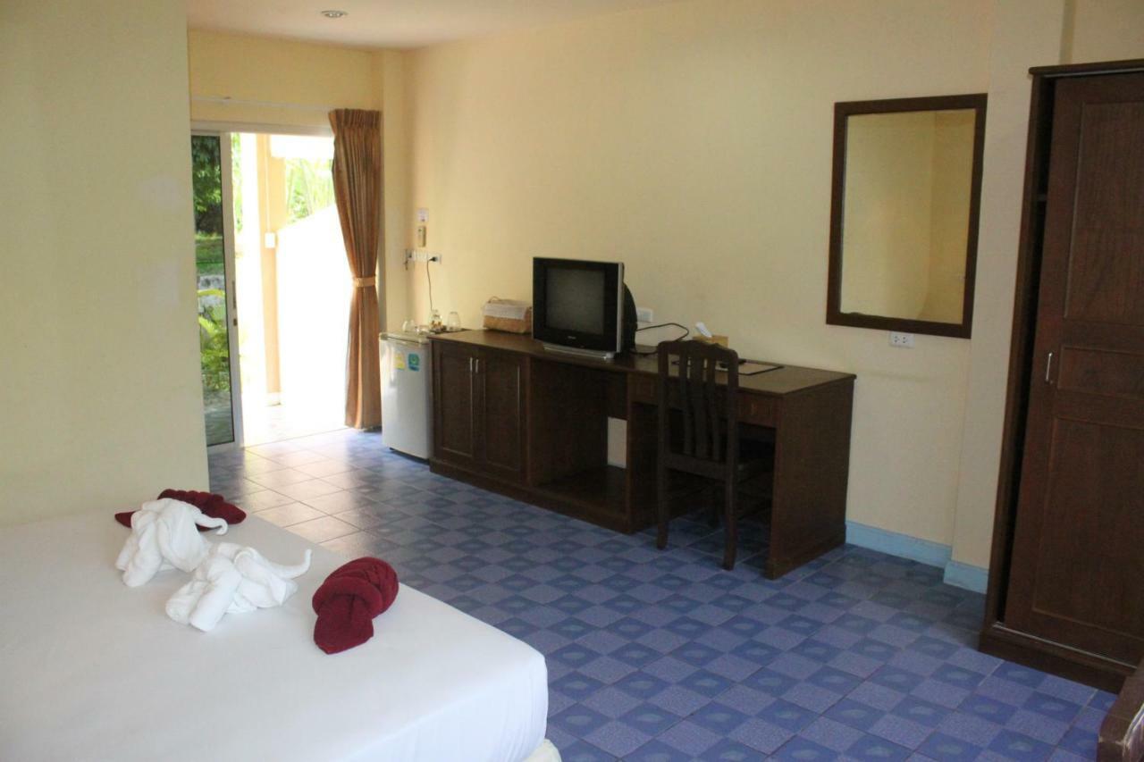 Guest house Merit Hill Bungalows