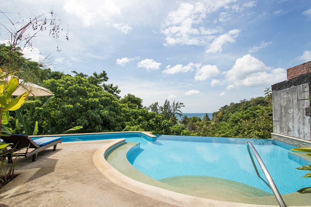 Assada Boutique Phuket Hotel 3*