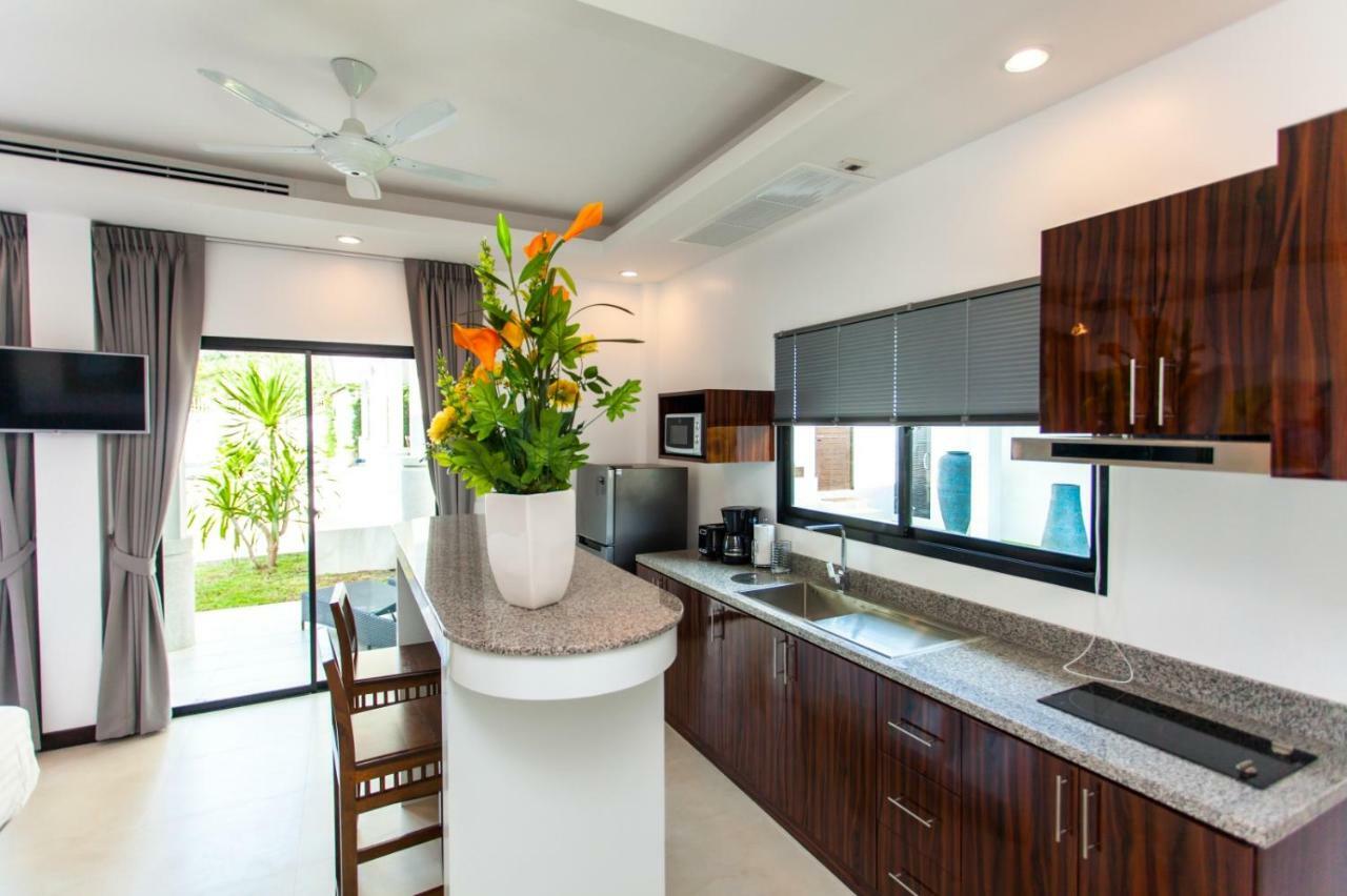 Spacious 4 Bedrooms Private Pool In Phuket Villa