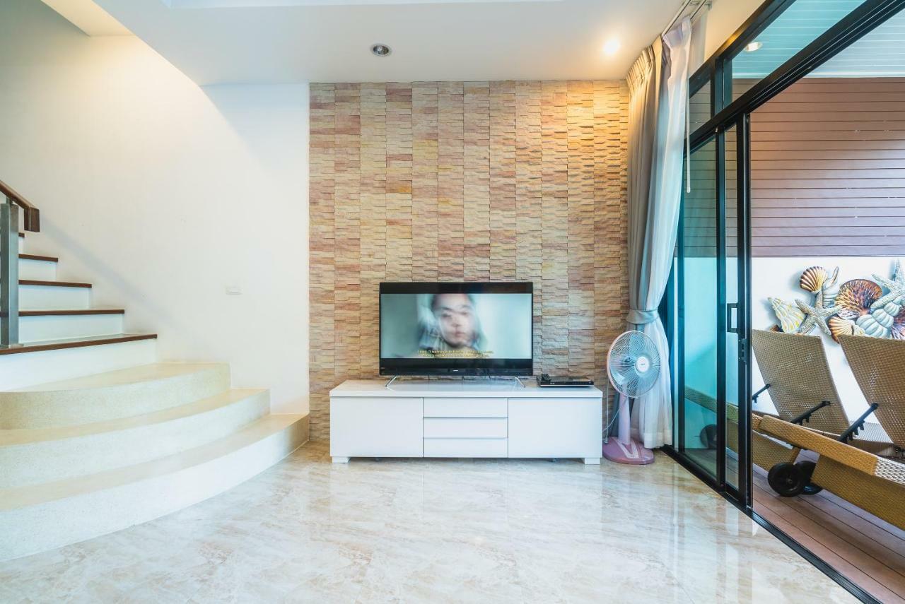 Ap West By Lofty * Strand Kamala