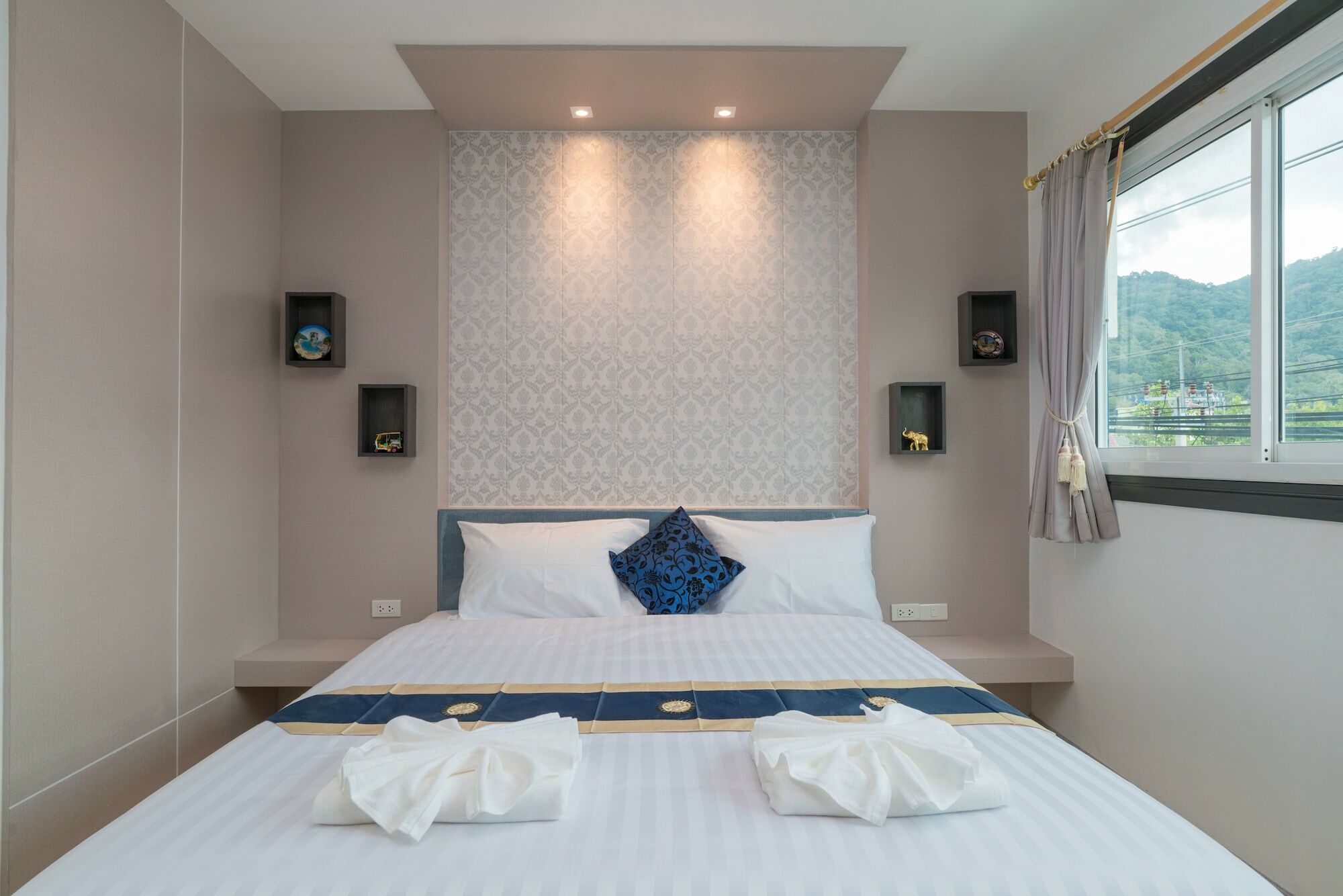 Baan Thai Side Hotel