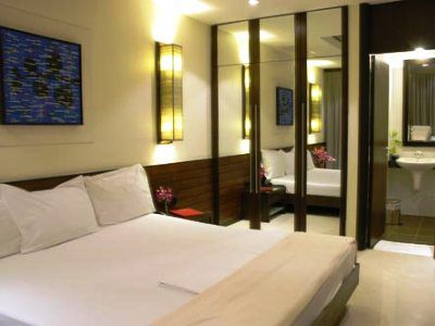 Hotel Hangout Phuket By Kly 3*