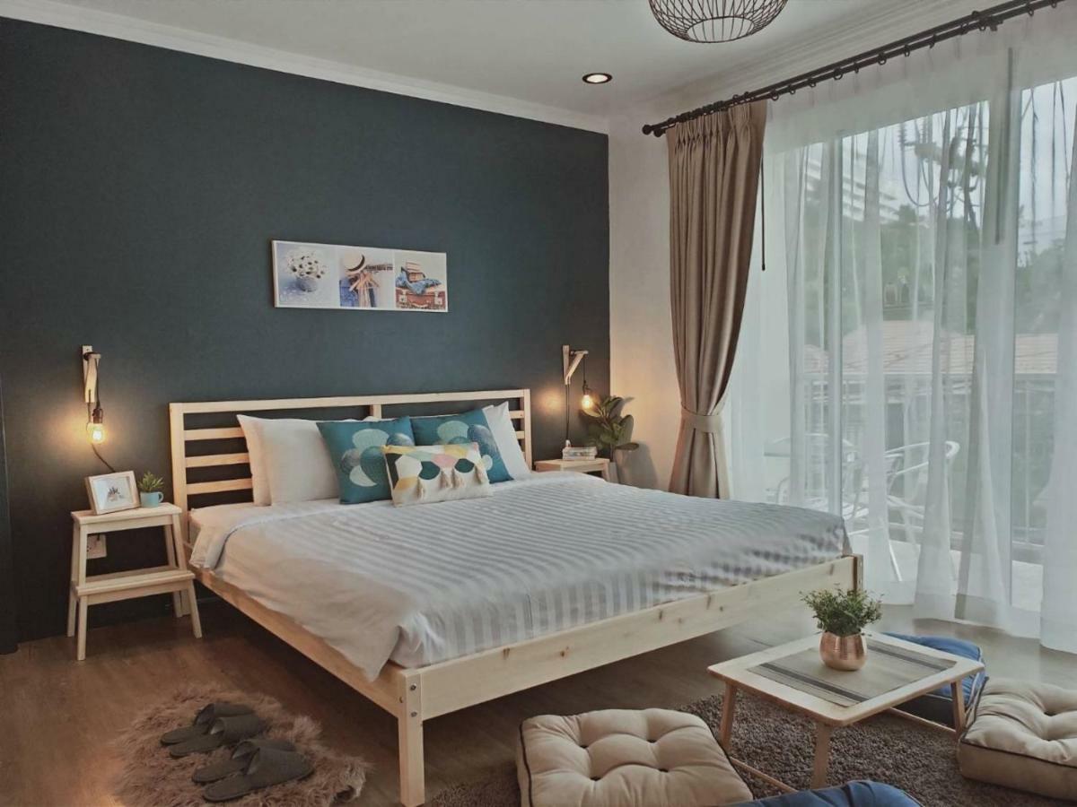 Gasthuis Thira House 2*