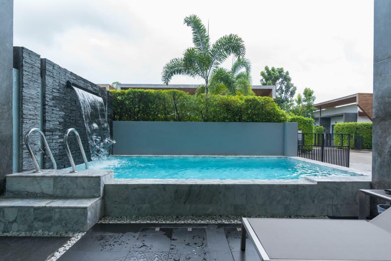 The Infinity Private Pool *