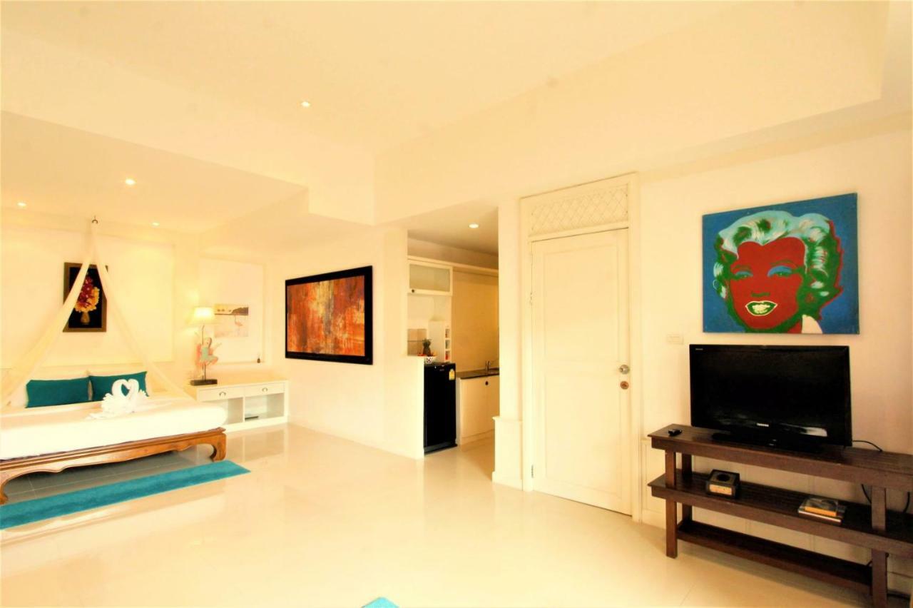 Nakathani Villas Villa Kamala Beach