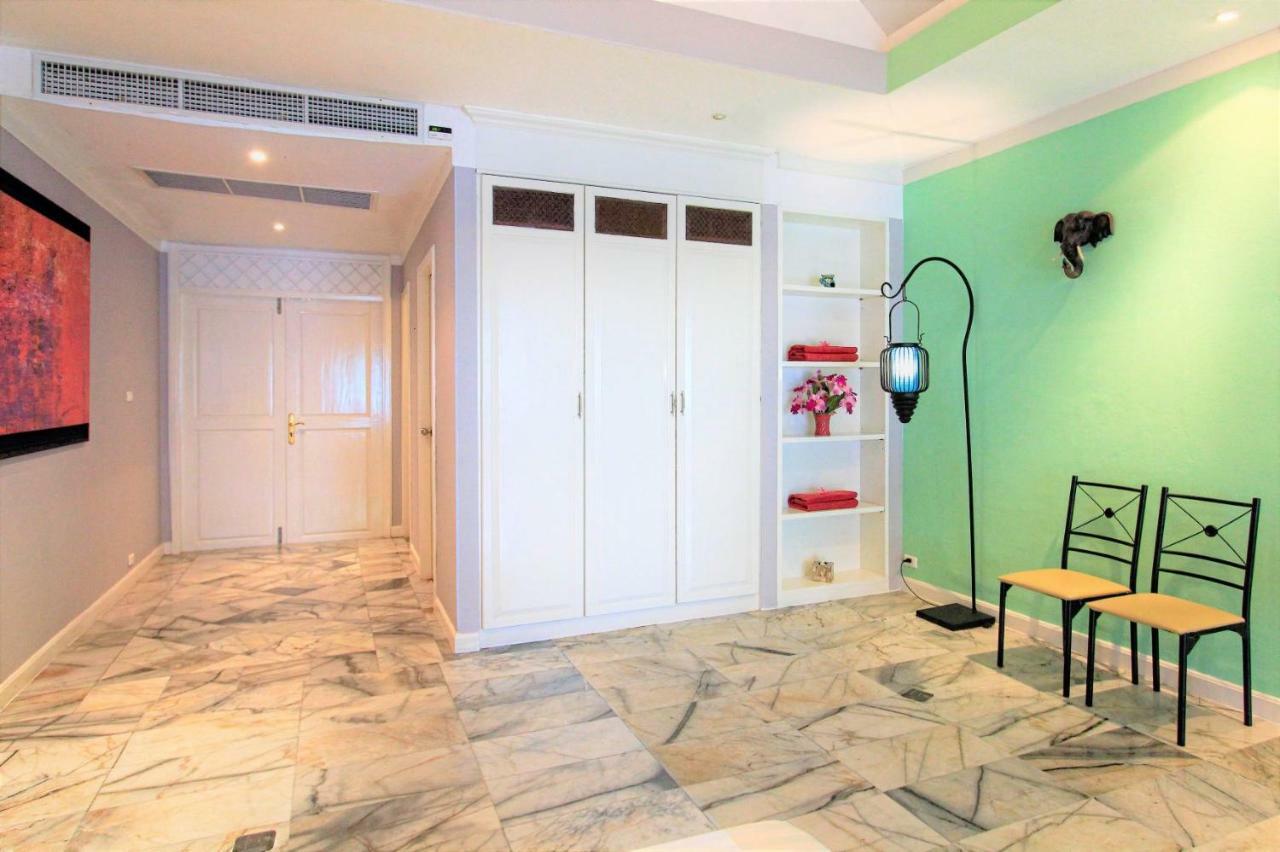 Villa Nakathani Villas Kamala Beach