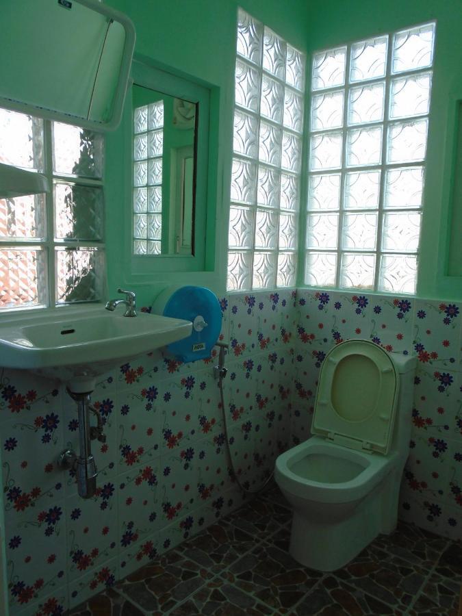 Panda Phuket (adults Only) Hostel *