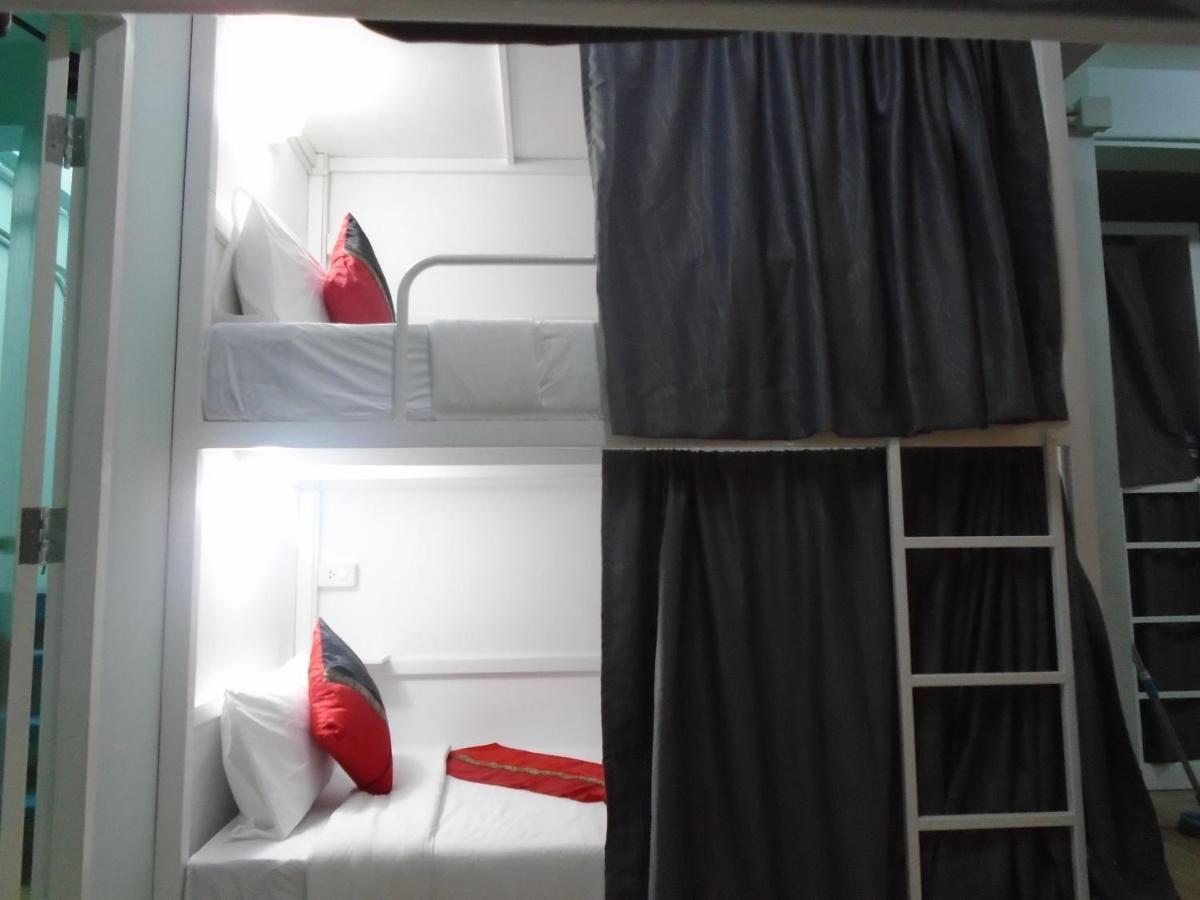Panda Phuket (adults Only) Hostel *