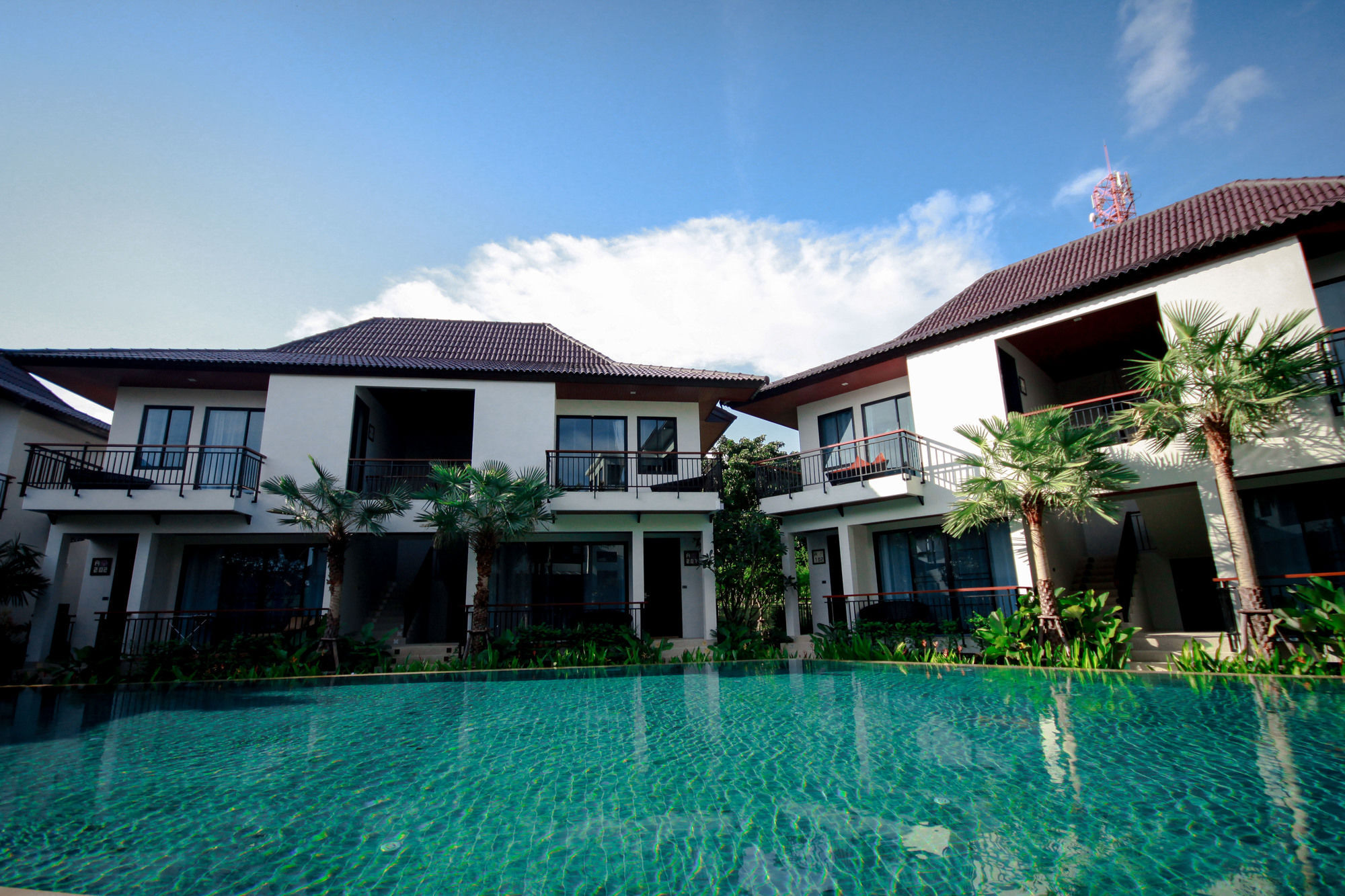 Resort Coco Retreat Phuket And - Sha Chalong