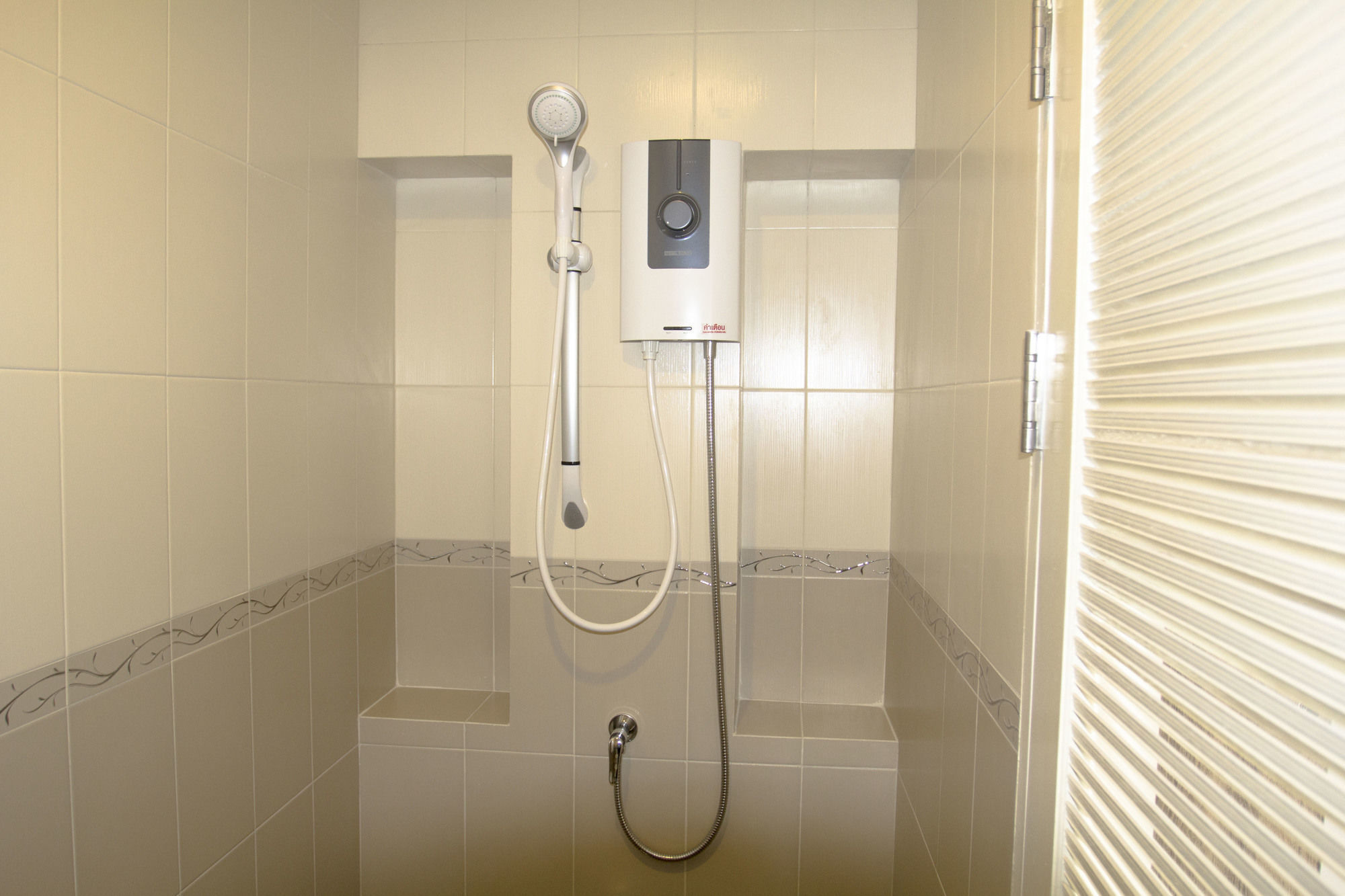 Vipa House - Sha Extra Phuket