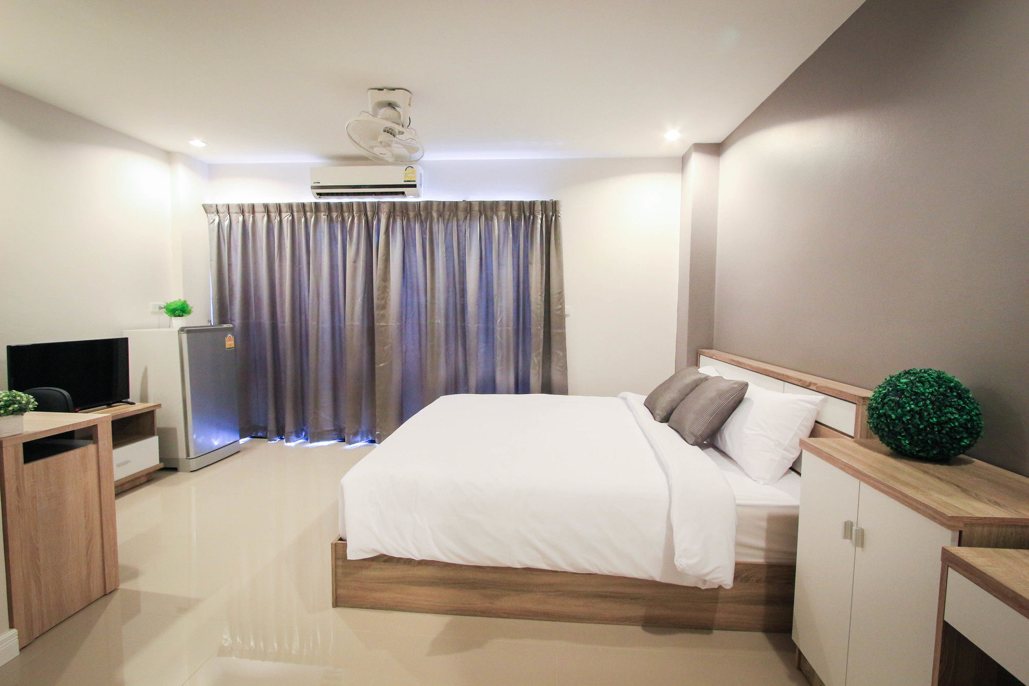 Hotel Vipa House - Sha Extra Phuket