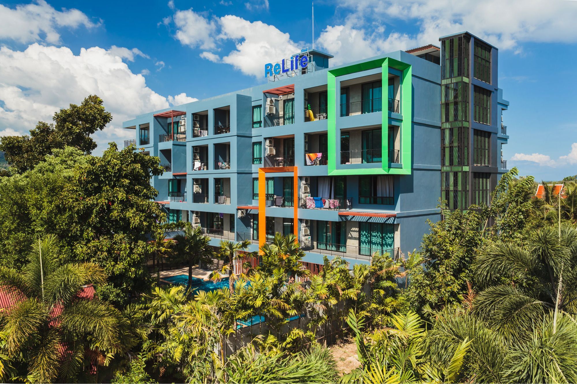In Nai Harn In Relife 15-123-210 Hotel