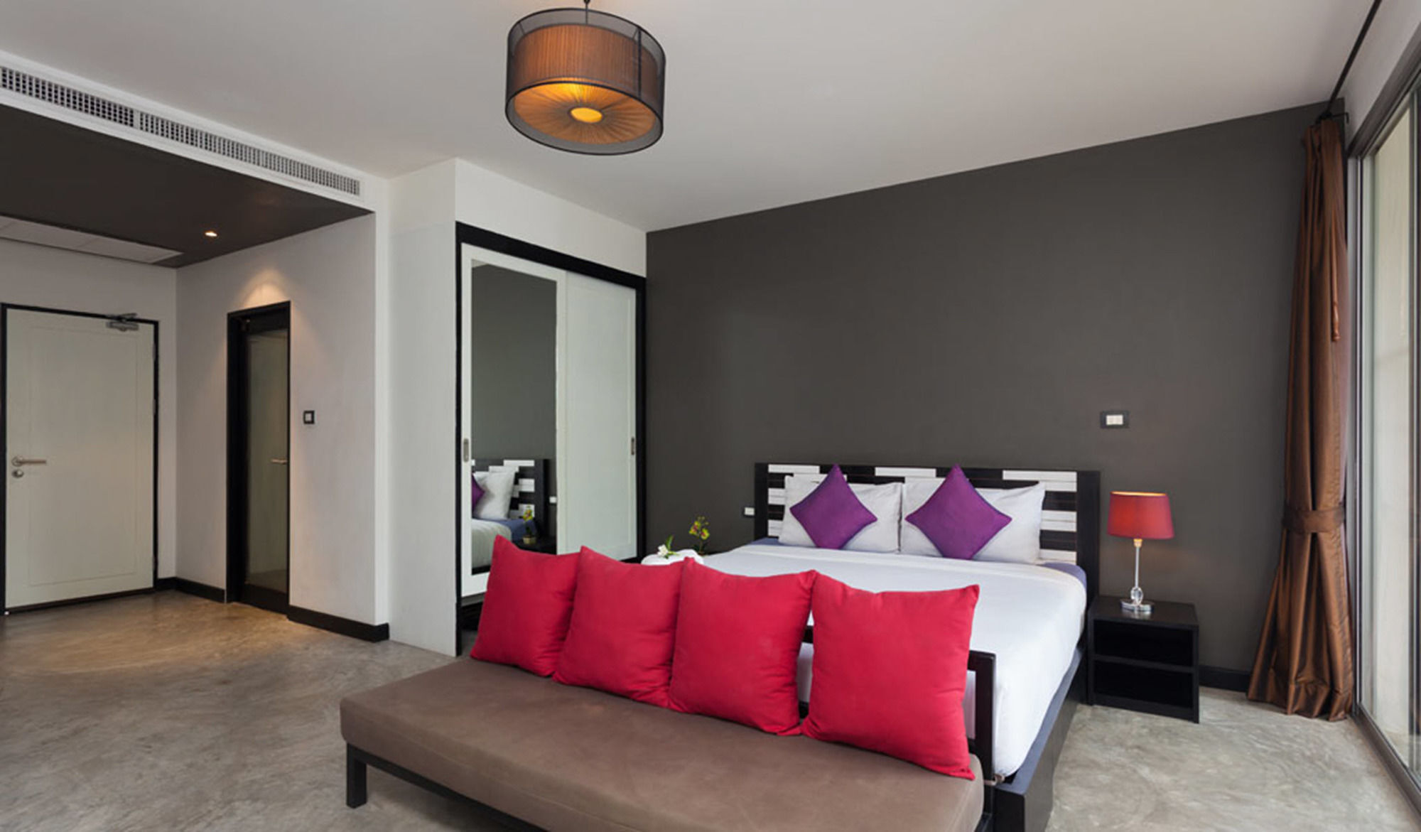 Signature Phuket Sha Resort 4*