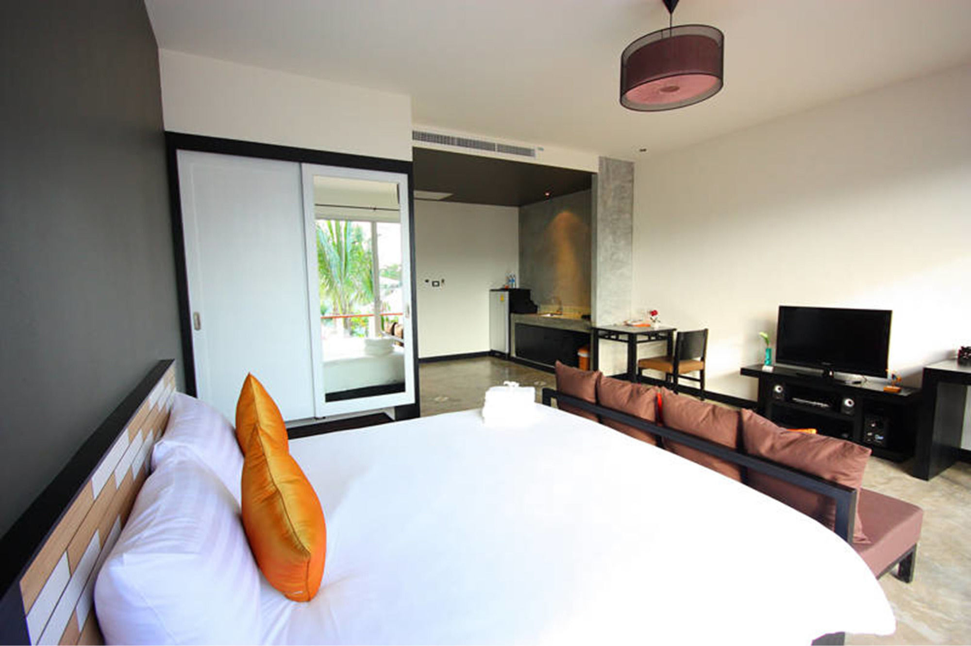Resort Signature Phuket Sha 4*