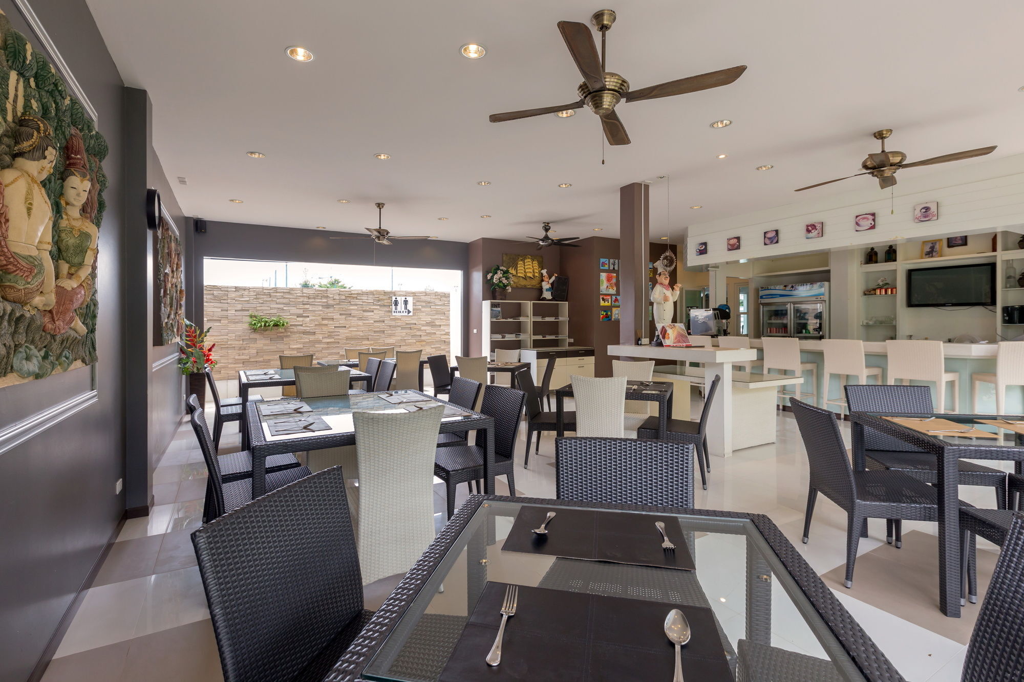 Regent Phuket Serviced Hotel 3*