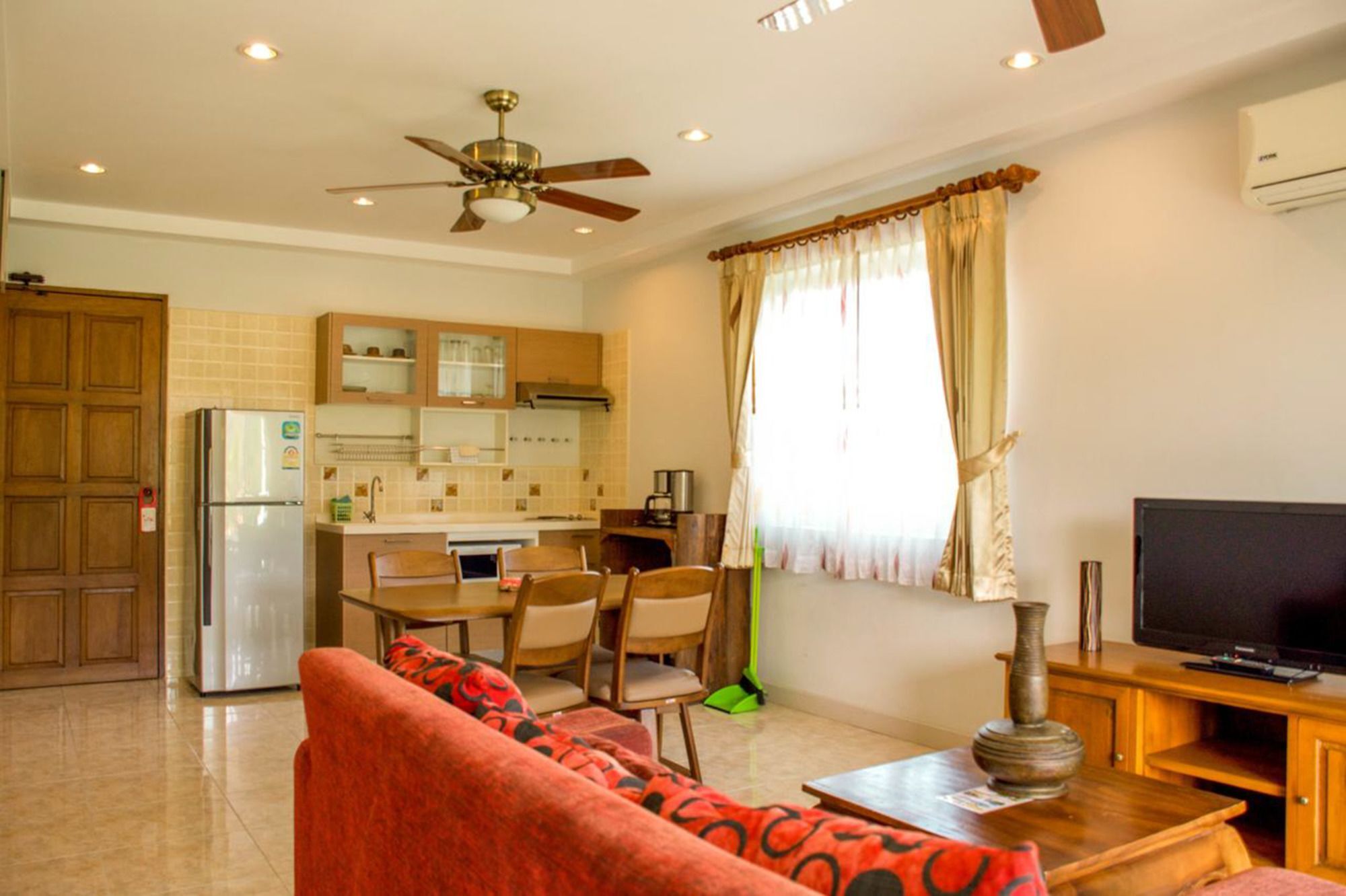 Apartment Baan Rosa Bangtao Strand Bang Tao