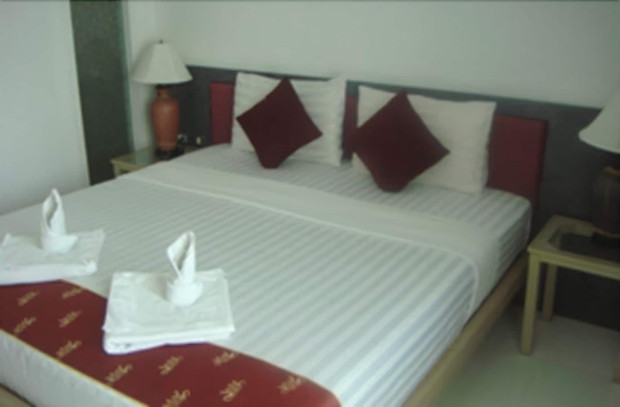 Inn 555 Kamala Beach