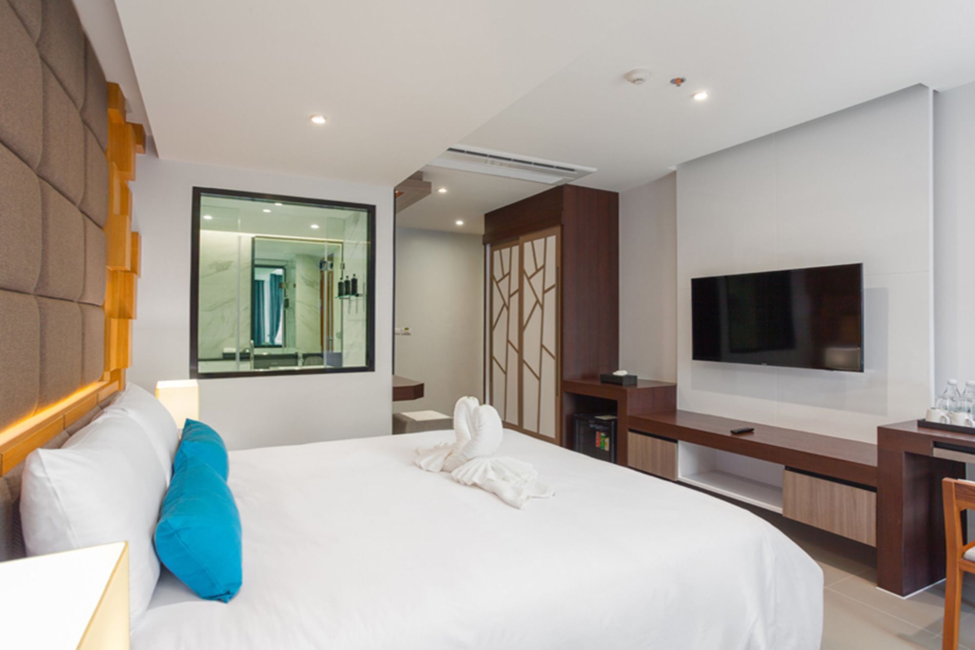 Hotel The Marina Phuket 4*