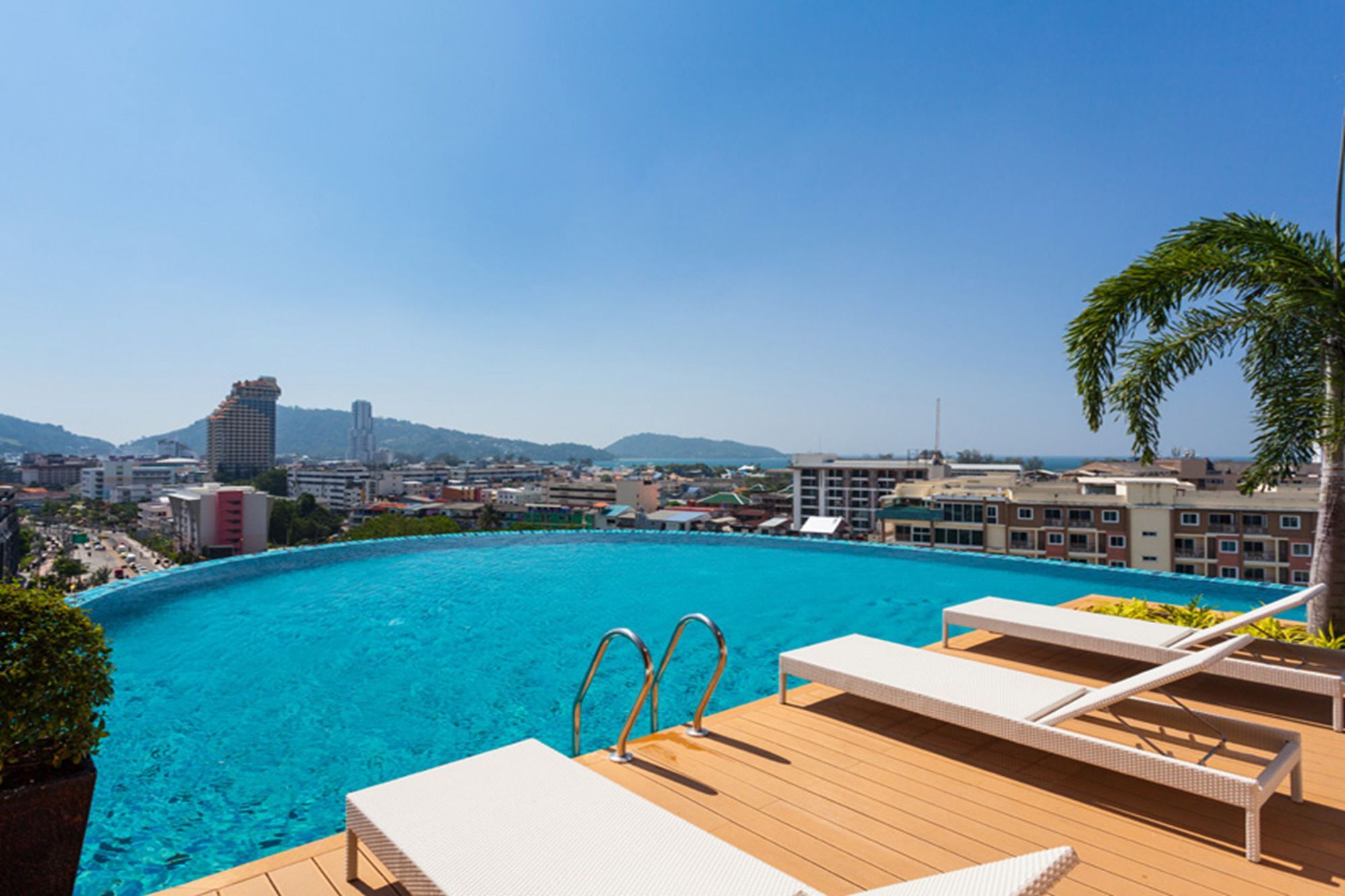 Hotel The Marina Phuket 4*