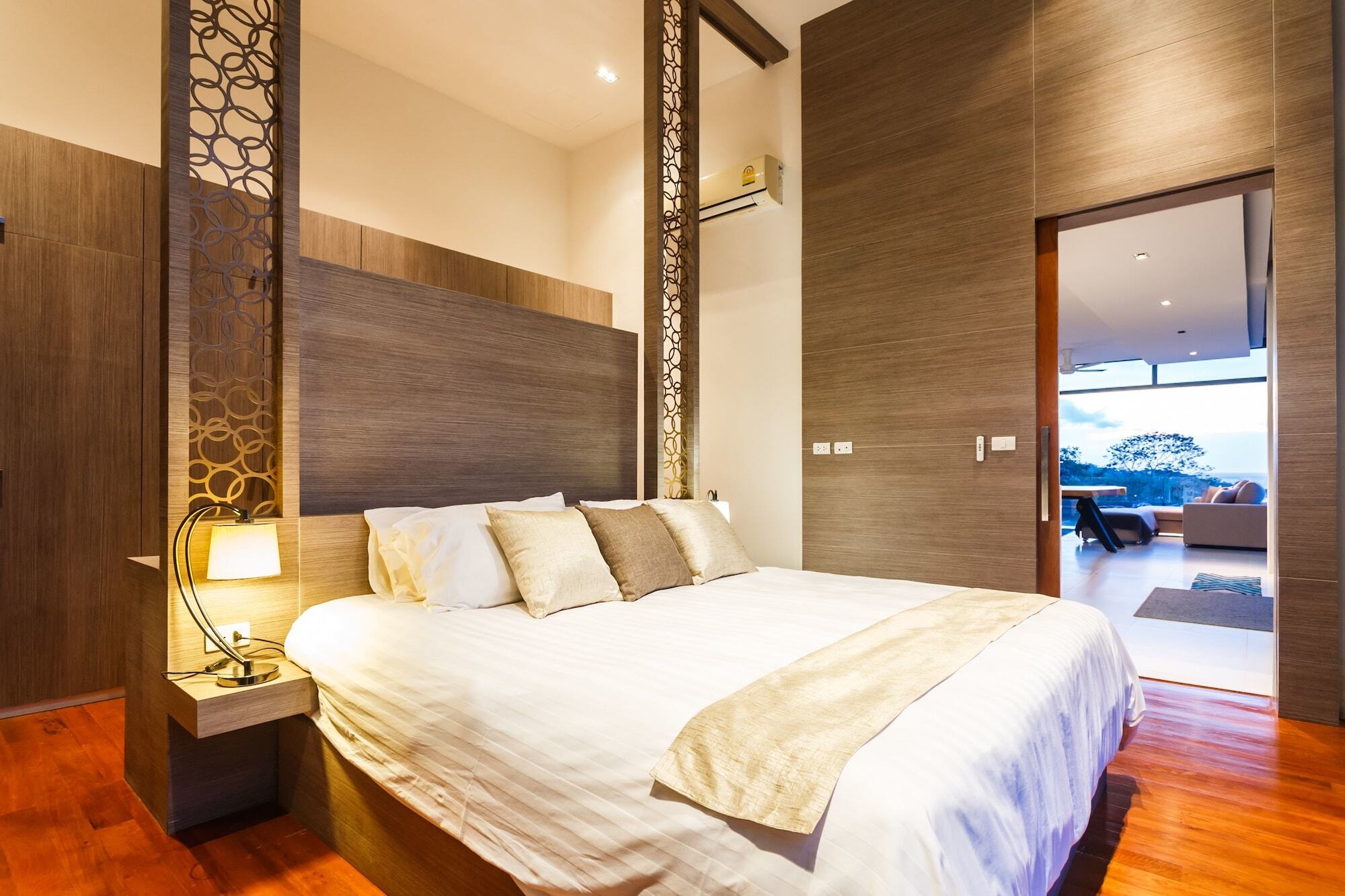 Villa Paradesa By Lofty Kamala Beach
