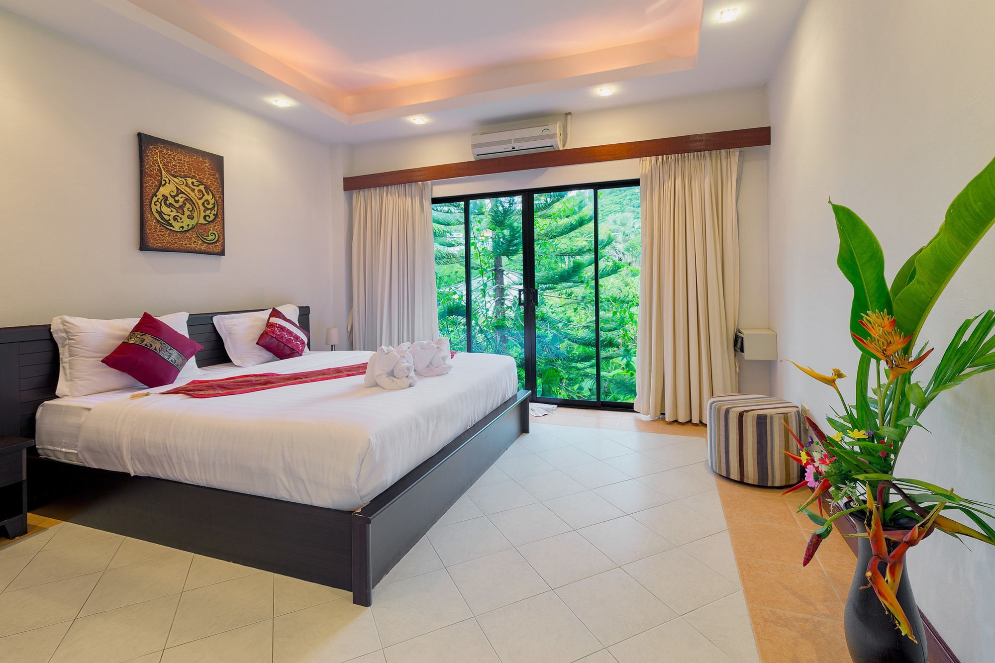 Pool Apartment Strand Kata
