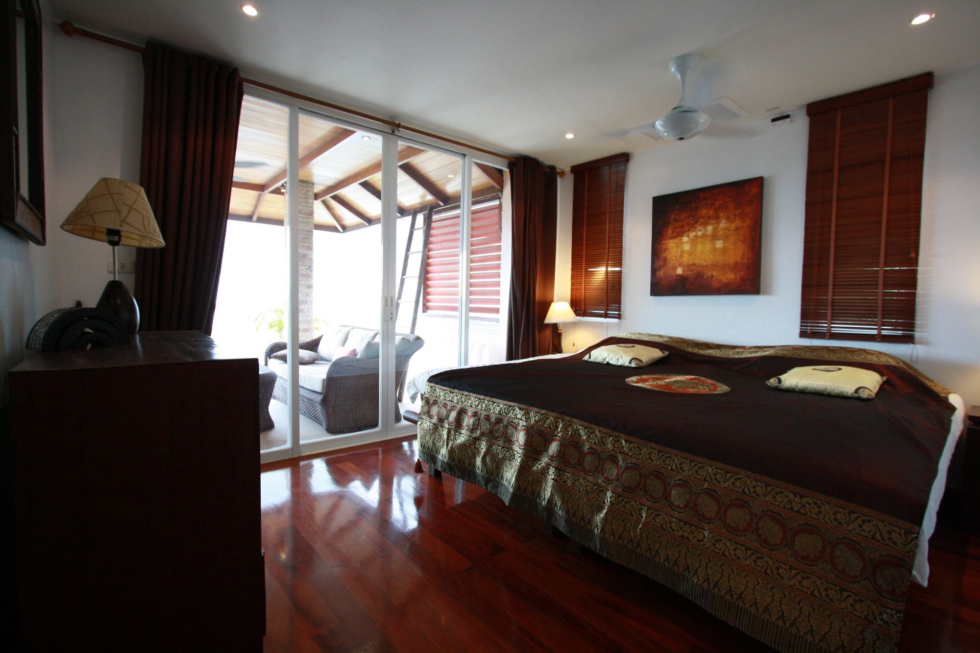 Hotel Sabai 3 And 3*