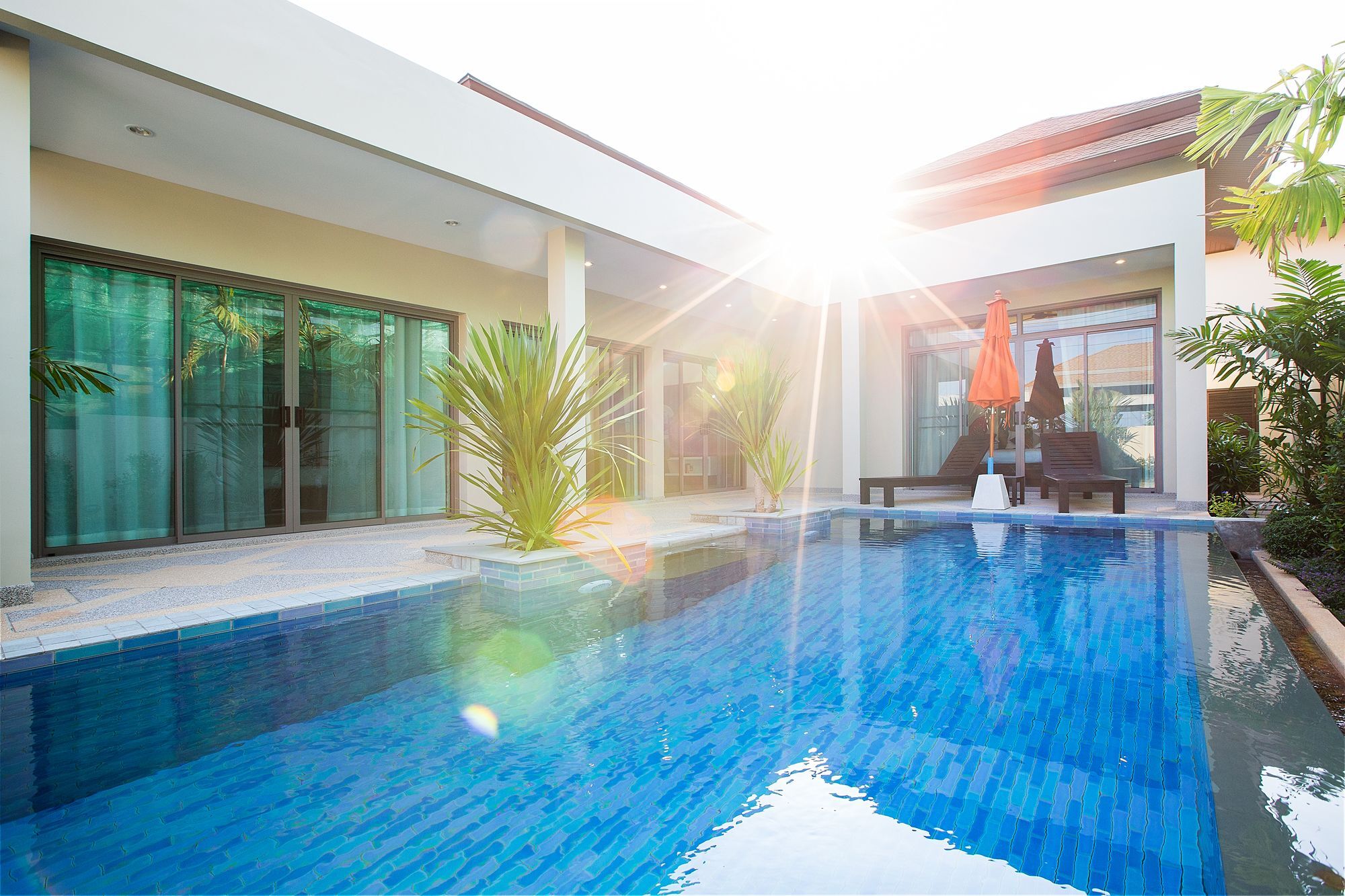 Riau Apartment Rawai