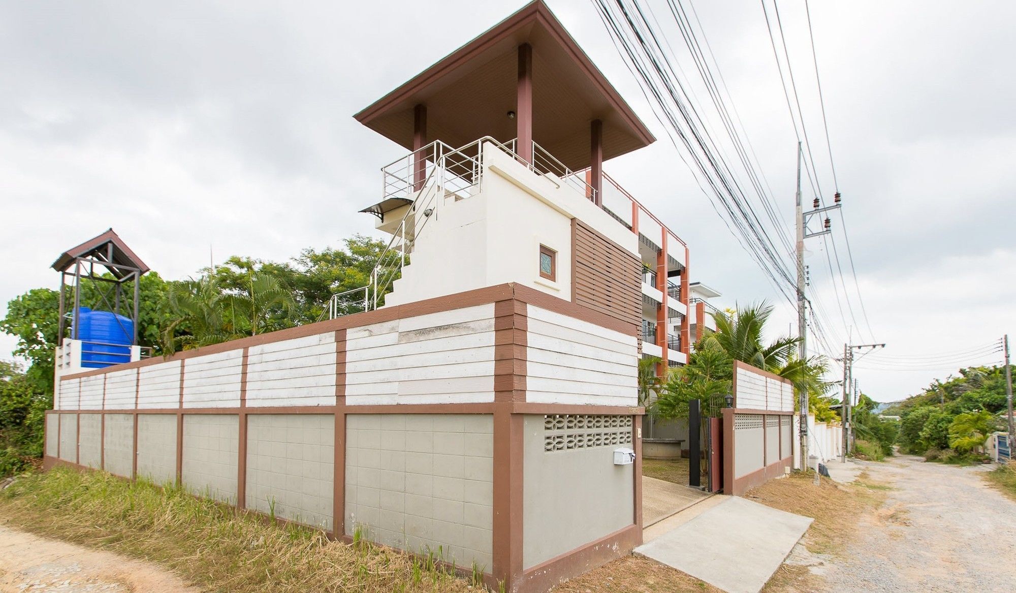 Villa Lemon House