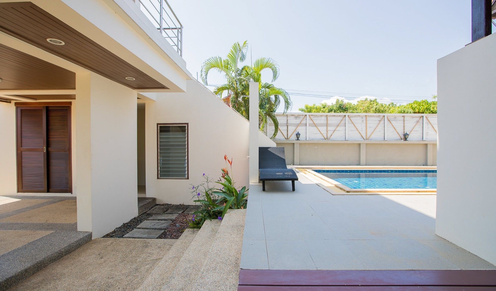 Villa Lemon House *