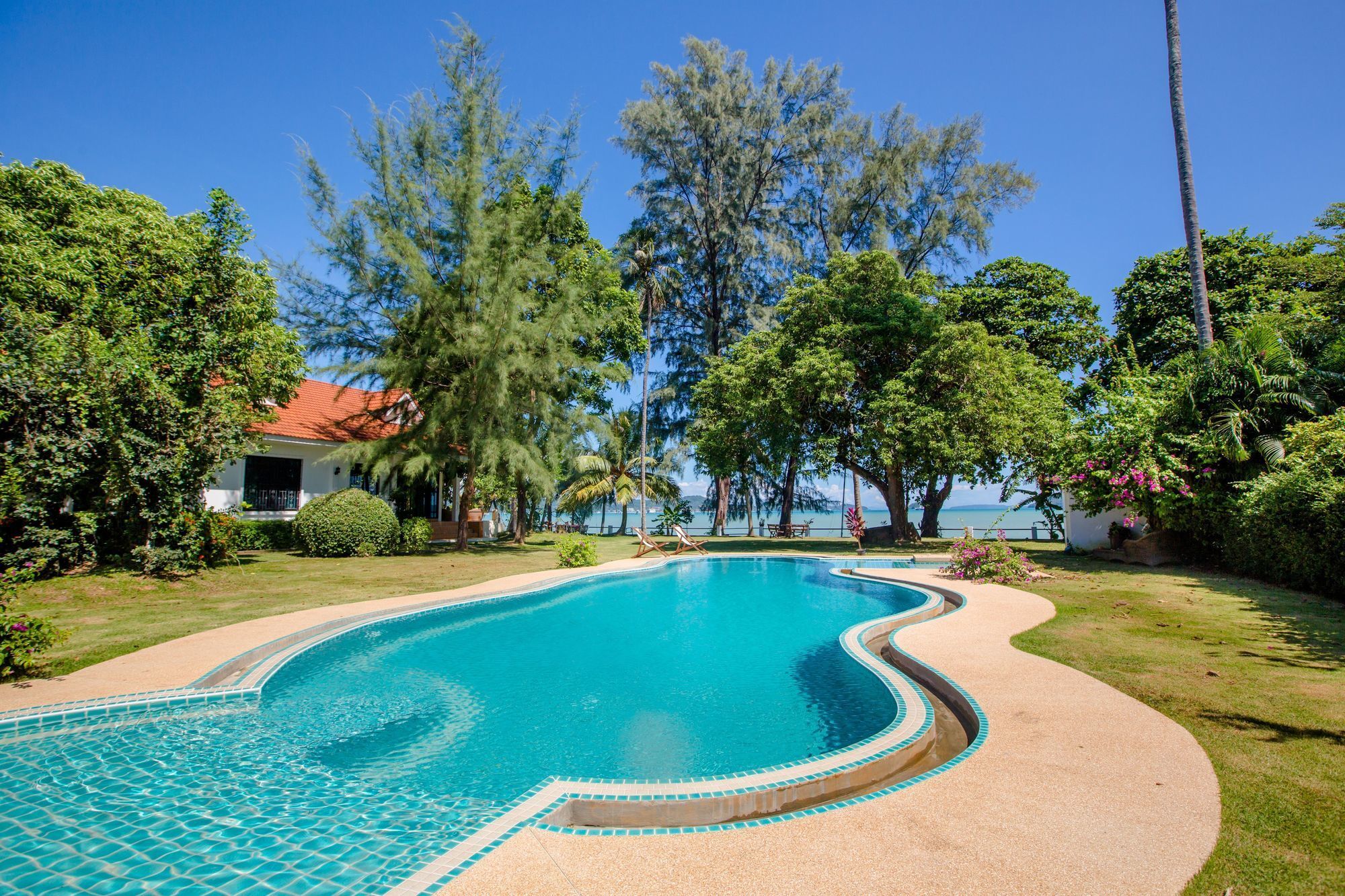 Miracle Villa *
