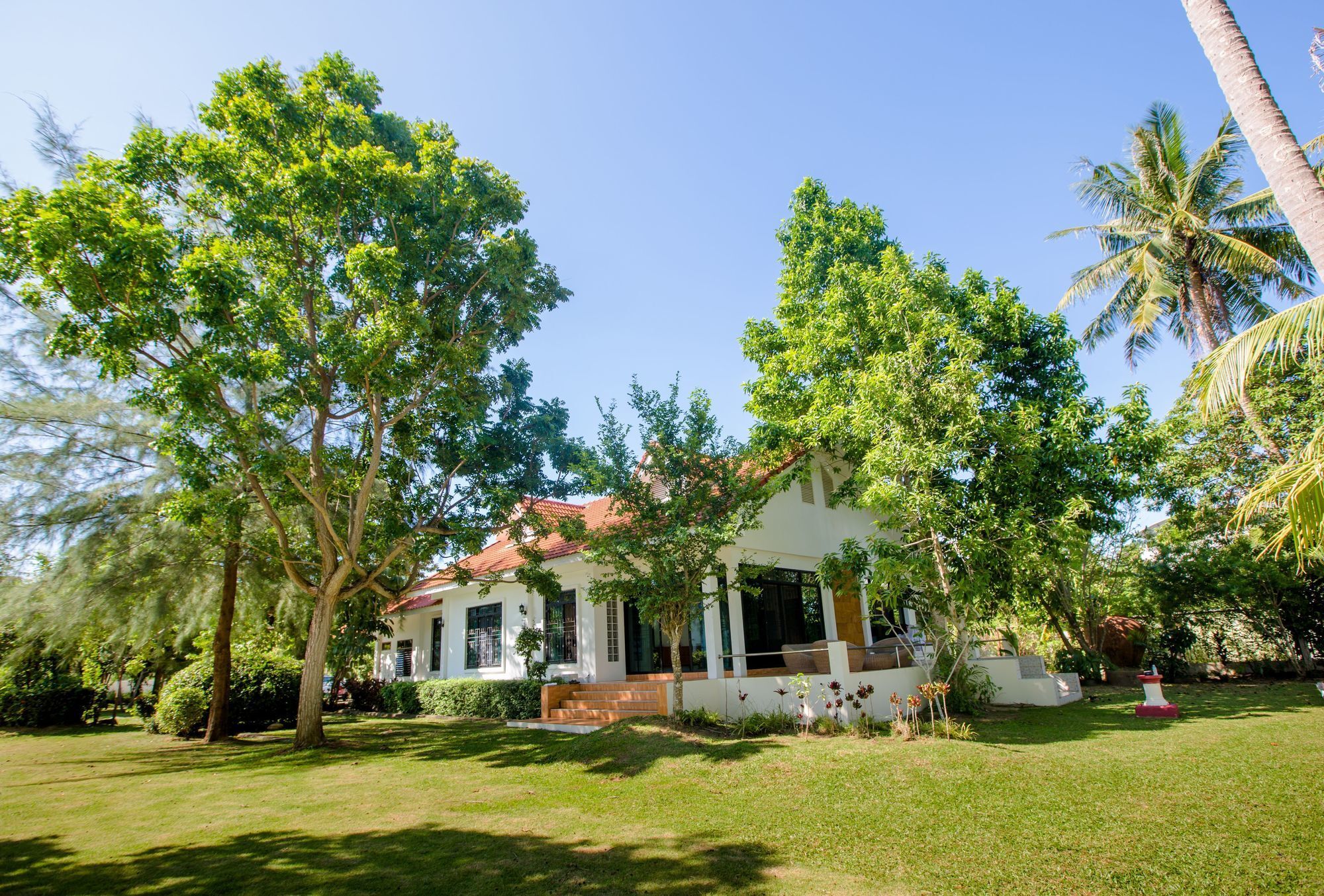 Villa Miracle *