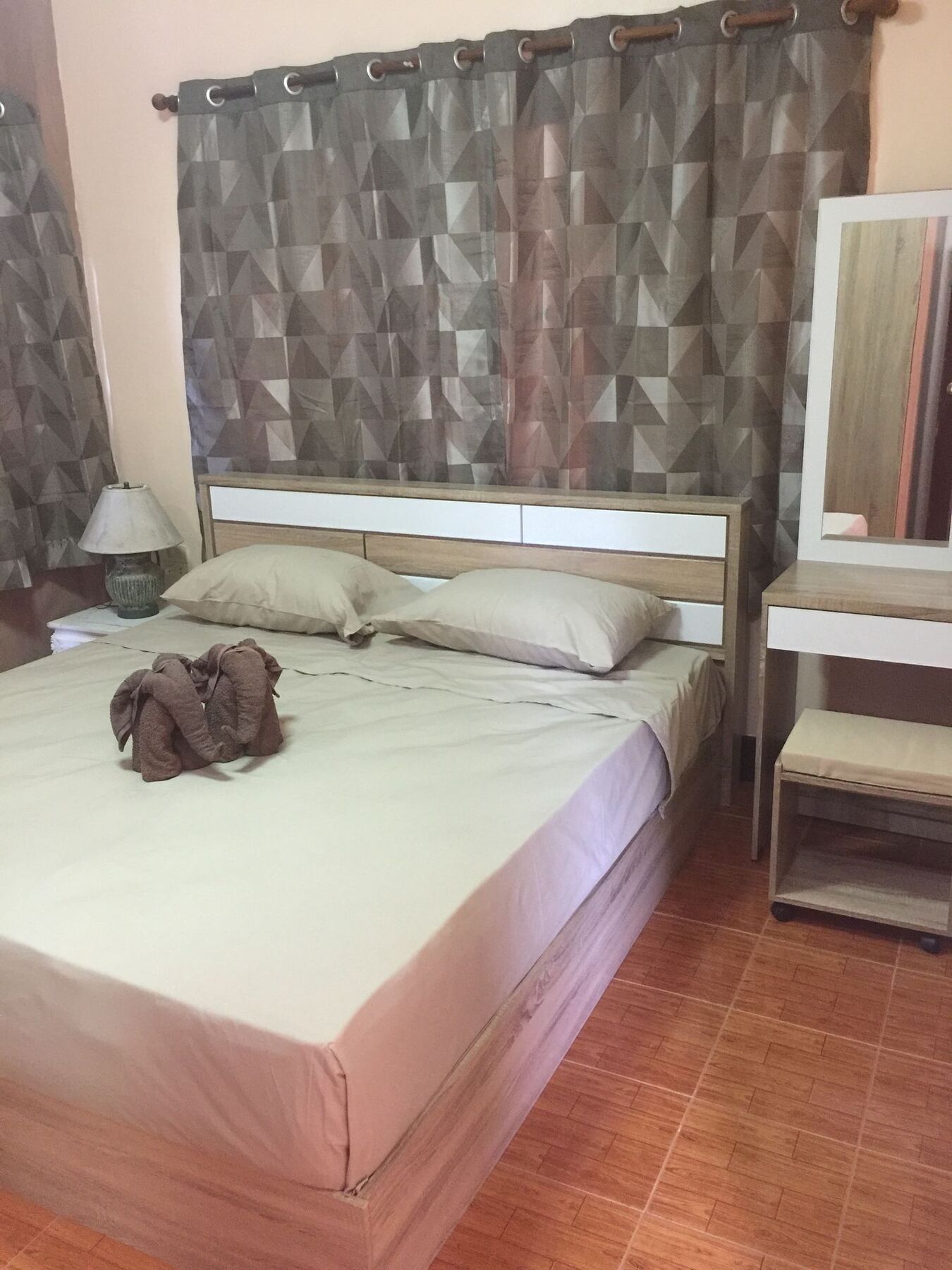 Villa Kamala Beach Villa *
