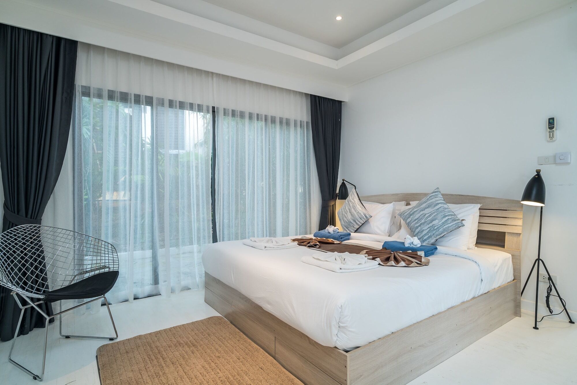 Farrah Oceanfront Villa