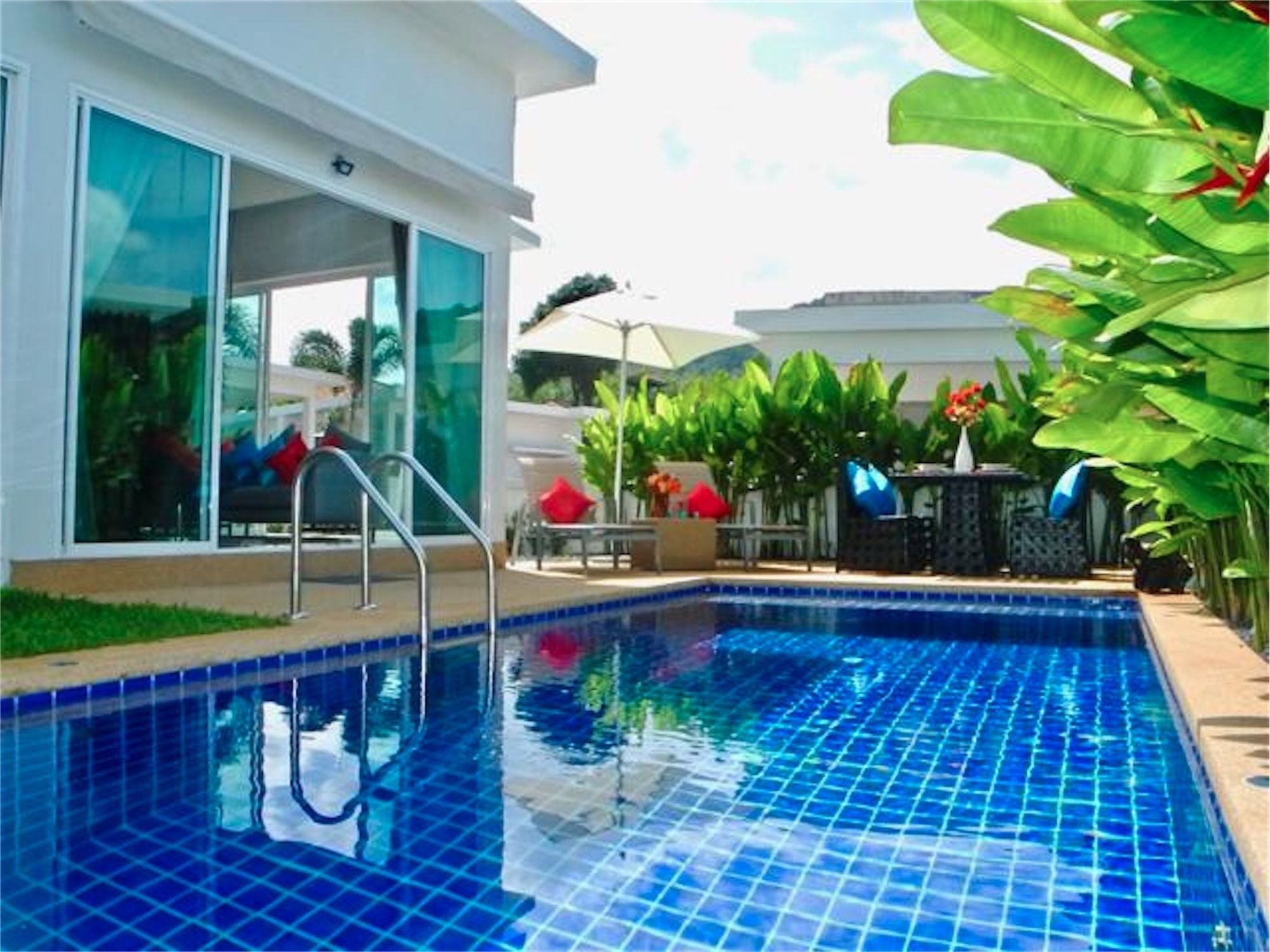 The Greens 8 2 Bedrooms * Rawai